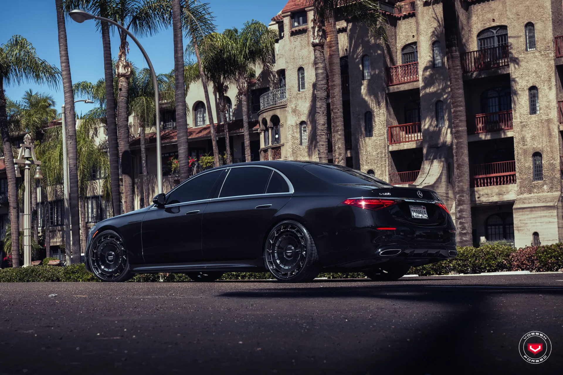 Mercedes Benz S-Class, 6