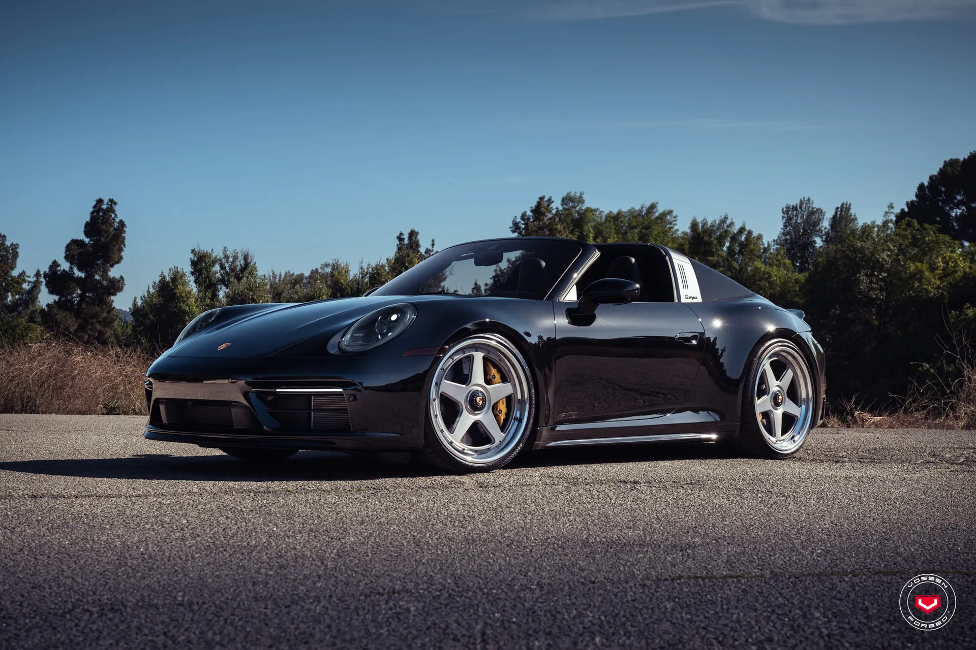 Porsche 992, 16