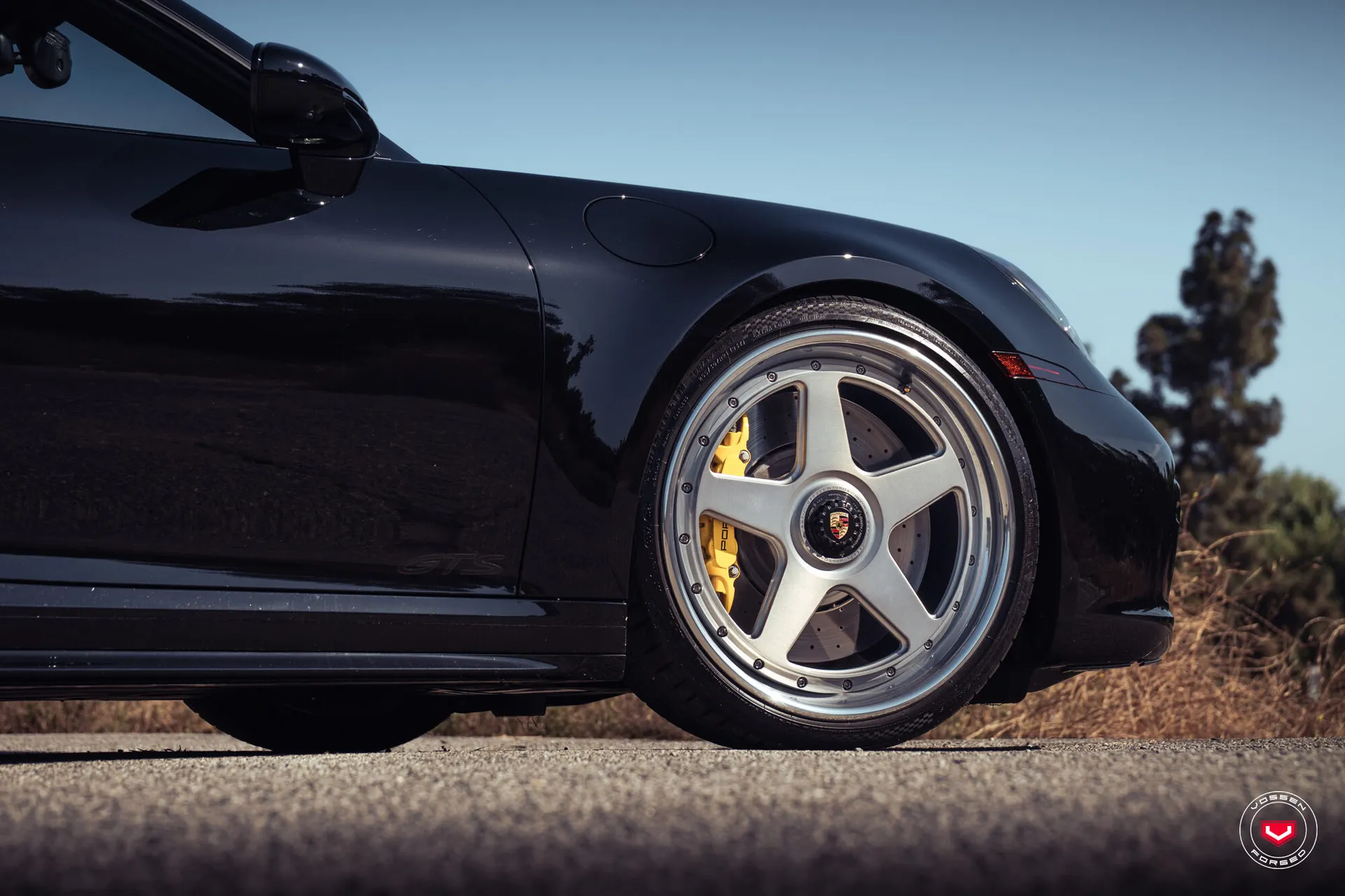 Porsche 992, 13