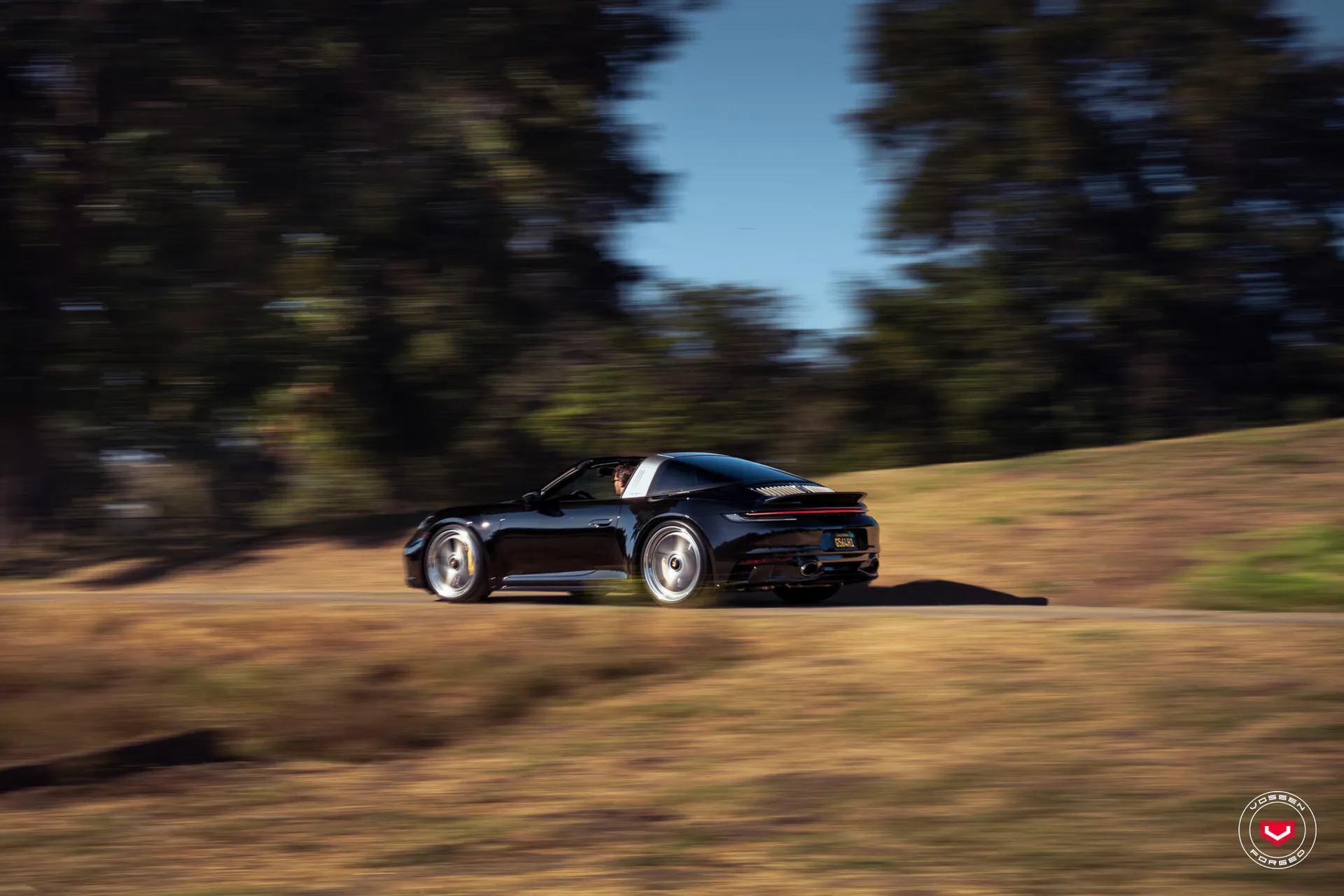 Porsche 992, 4