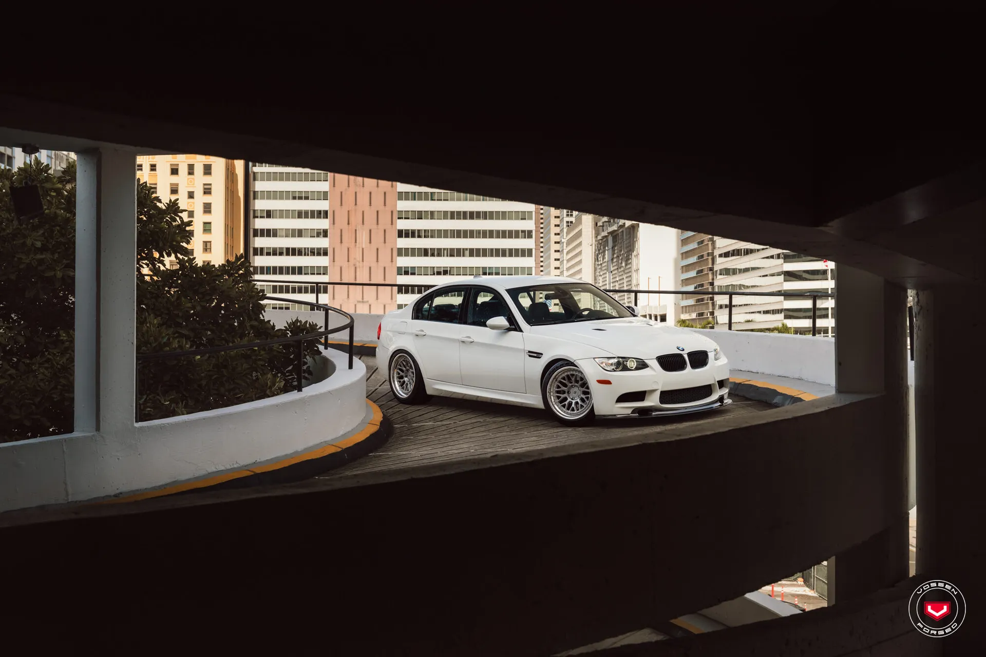 BMW 3 Series / M3, 1