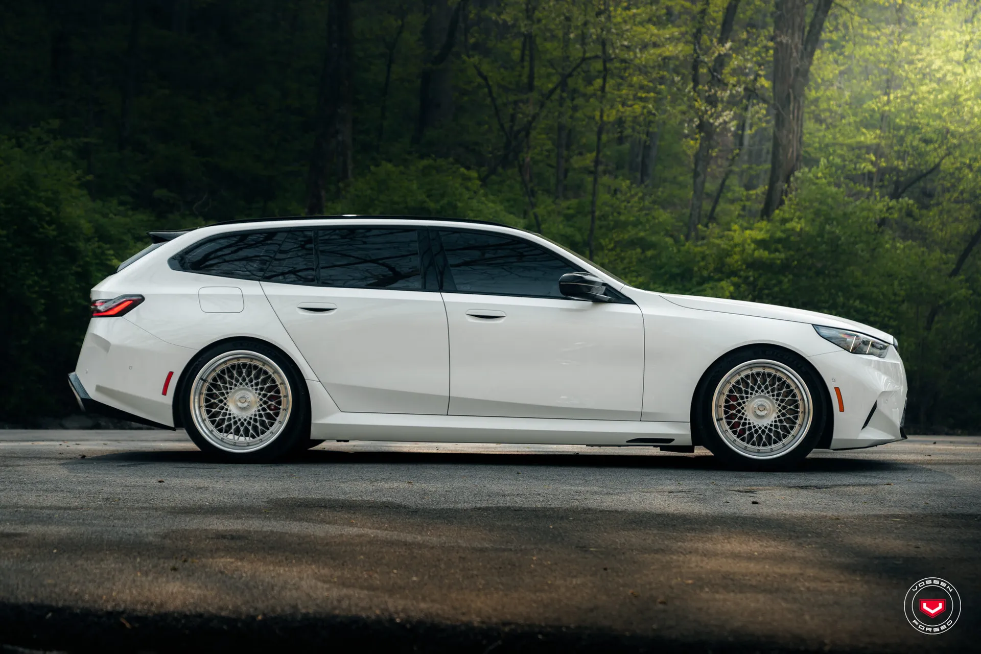 BMW 5 Series / M5, 32