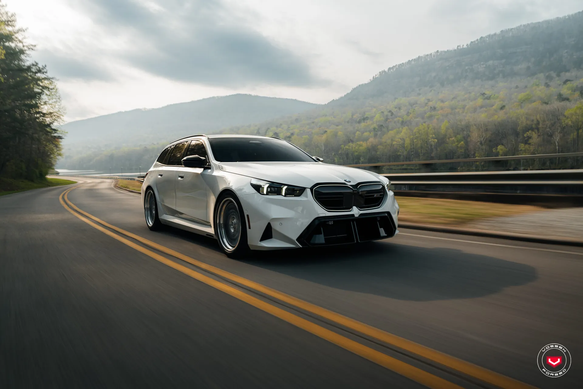 BMW 5 Series / M5, 20