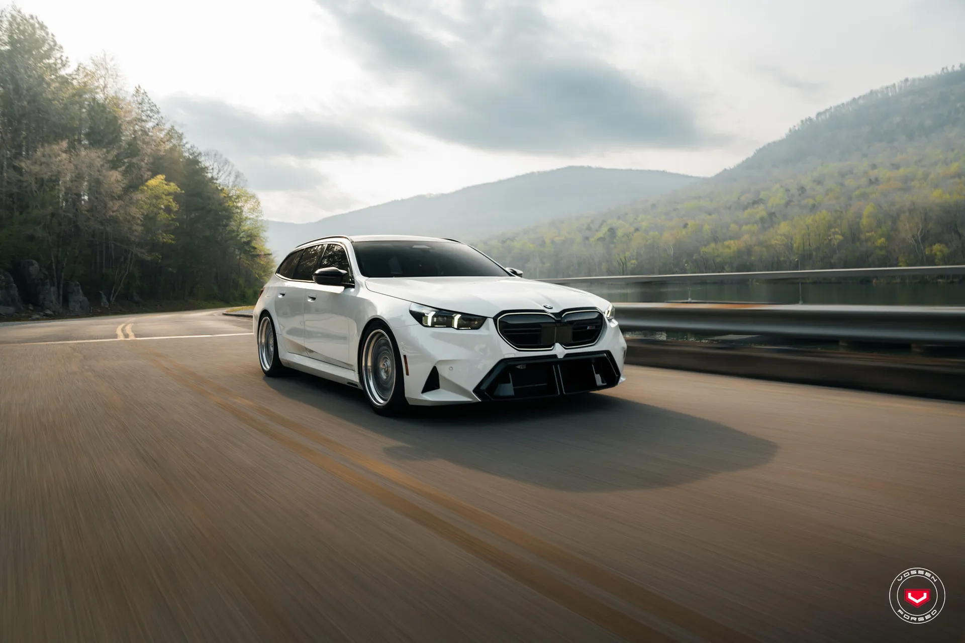 BMW 5 Series / M5, 18