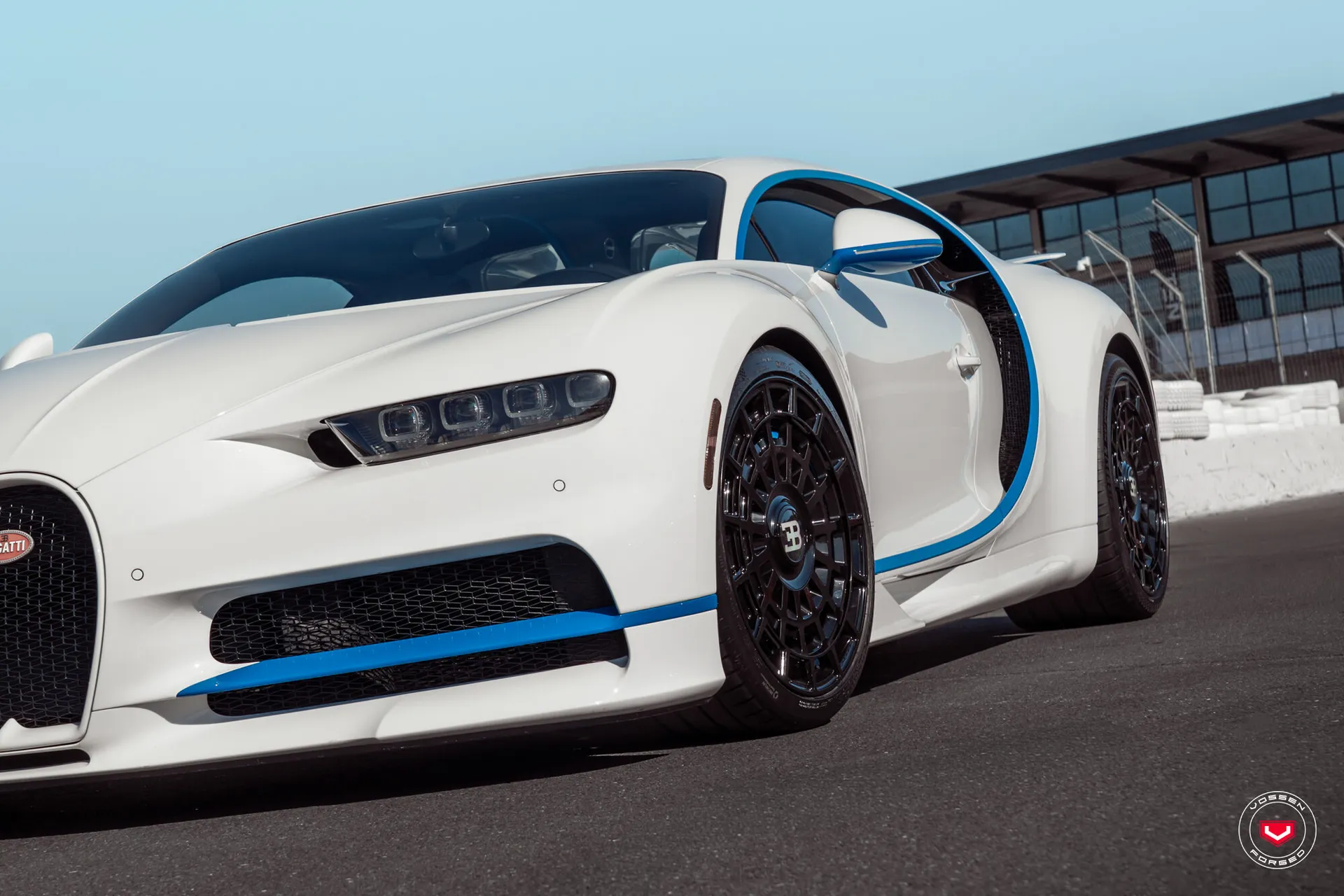 Bugatti Chiron, 11