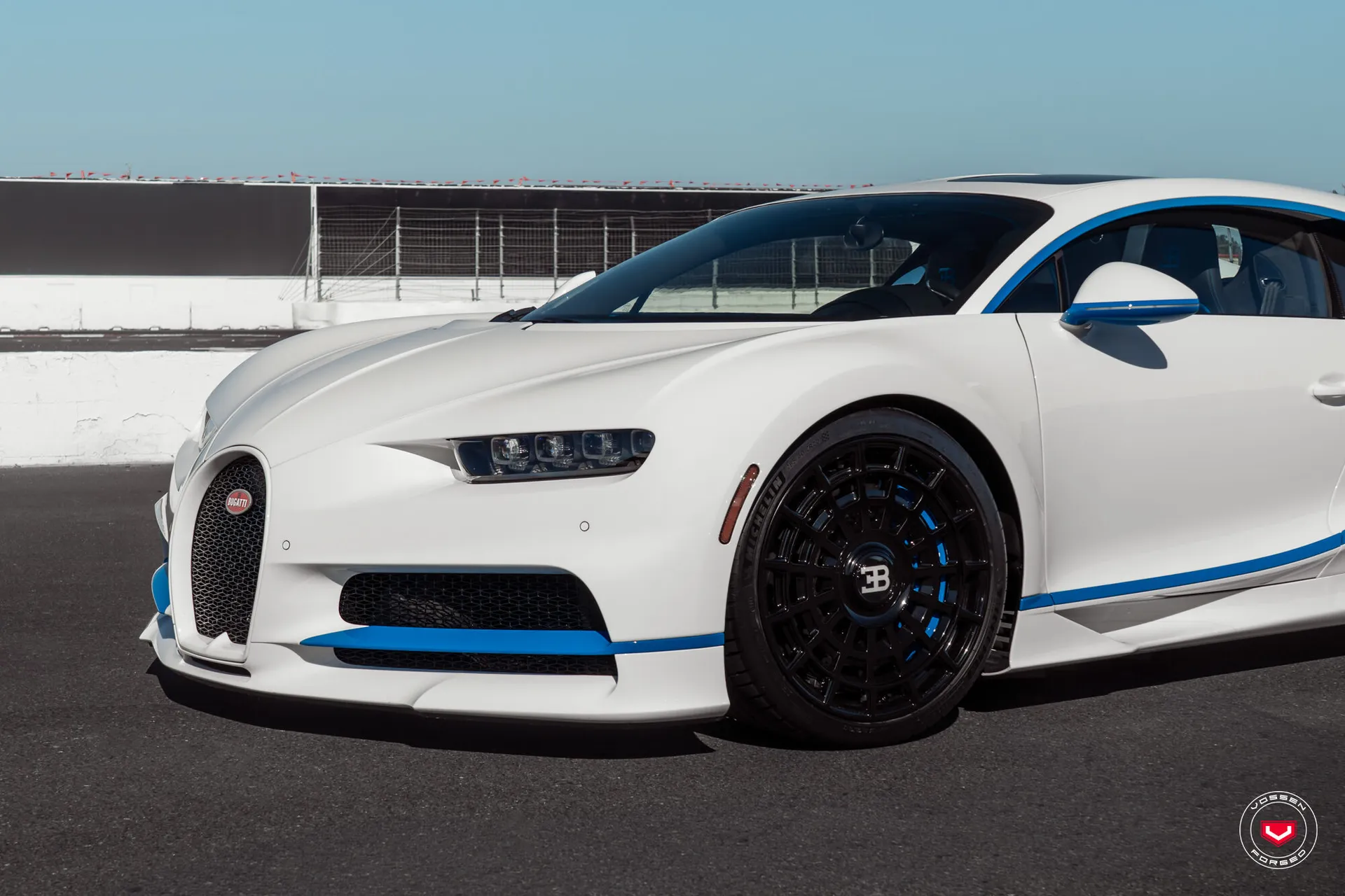 Bugatti Chiron, 9