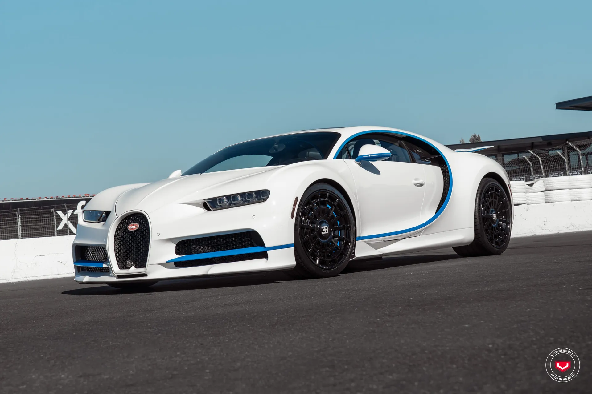 Bugatti Chiron, 1