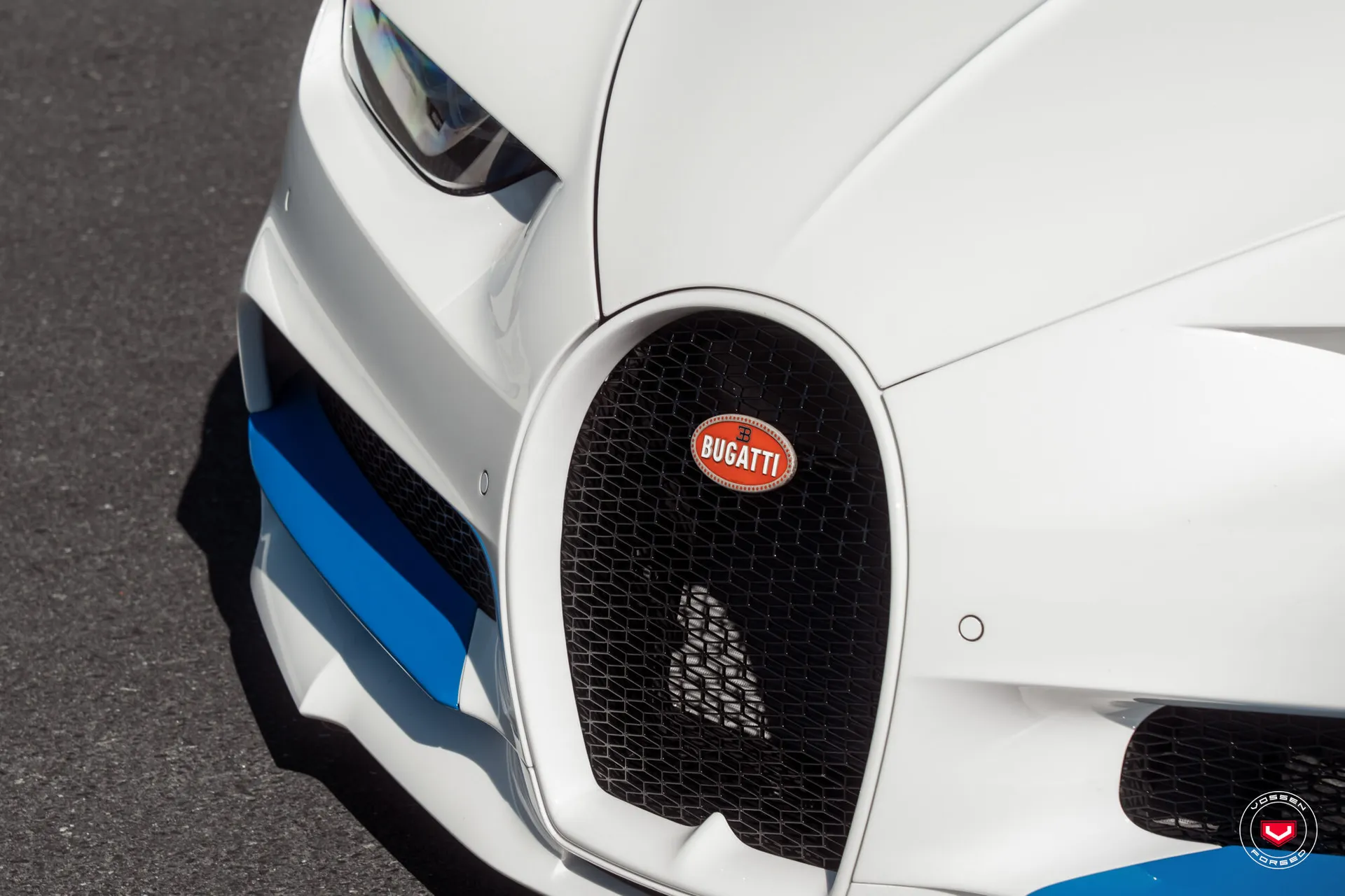 Bugatti Chiron, 7