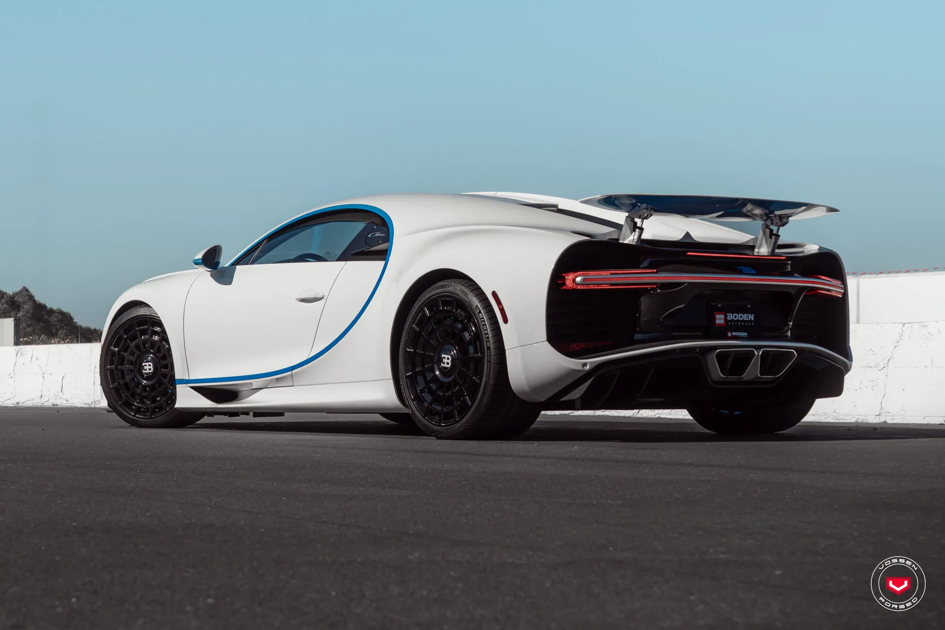 Bugatti Chiron, 2