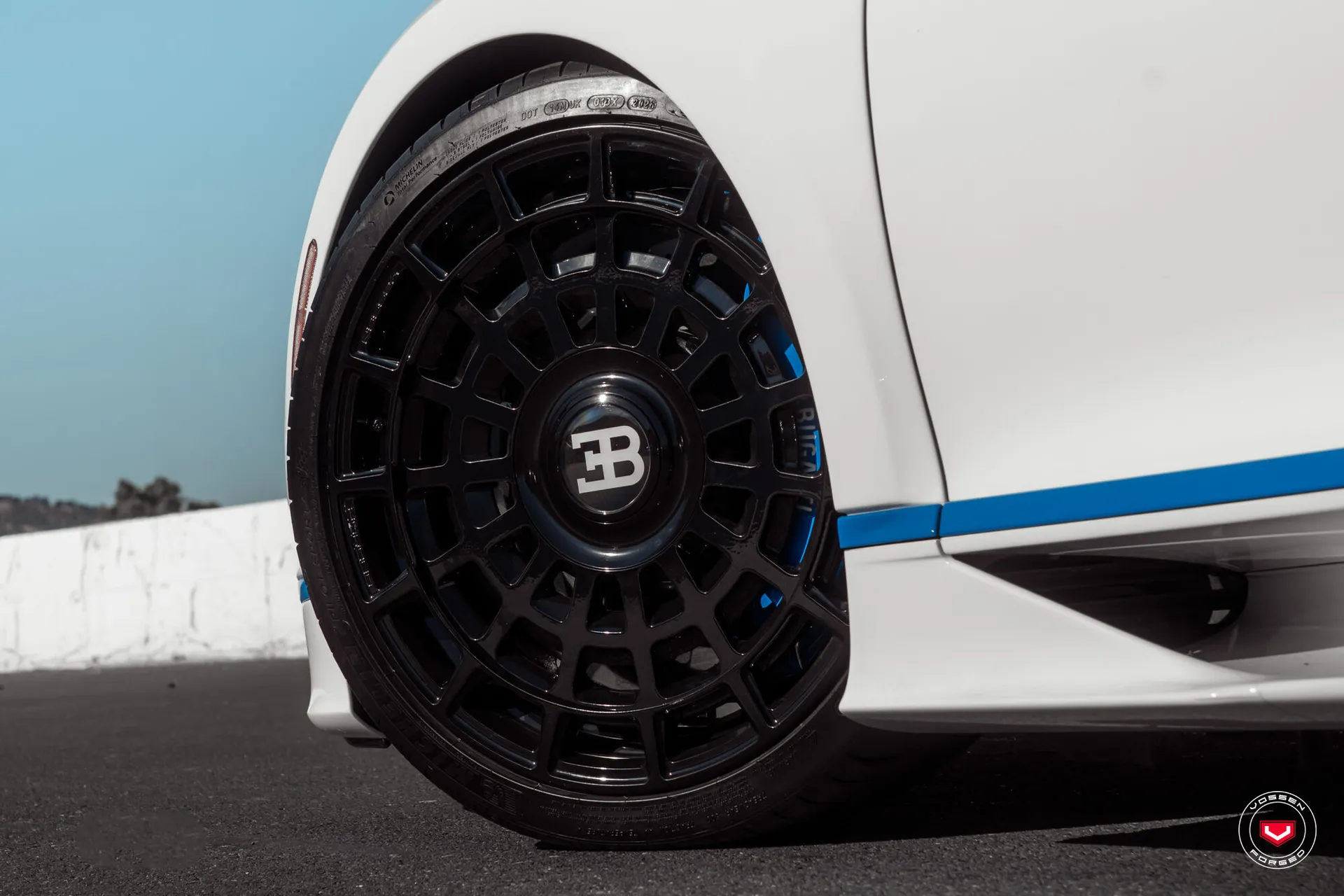 Bugatti Chiron, 3