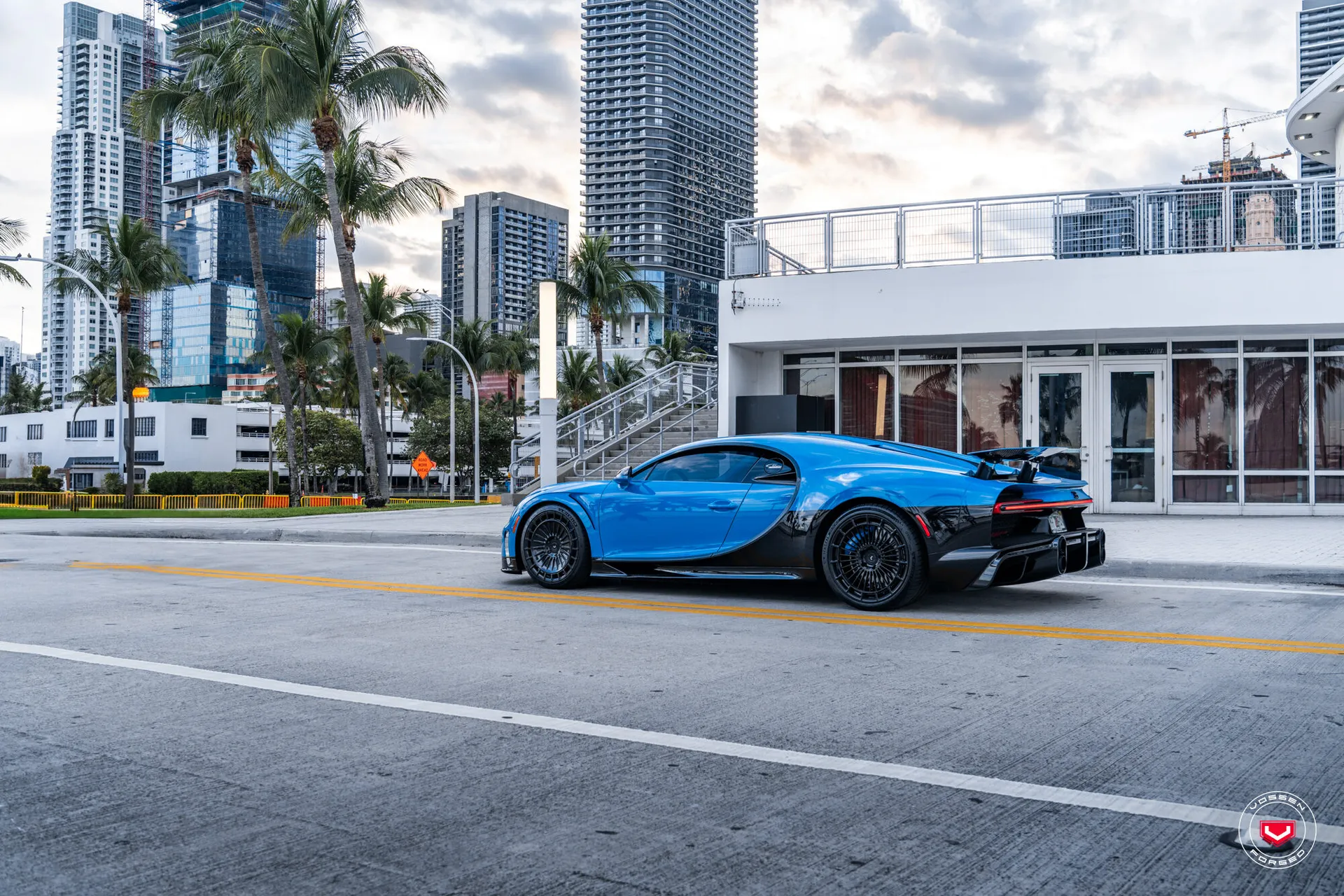 Bugatti Chiron, 15