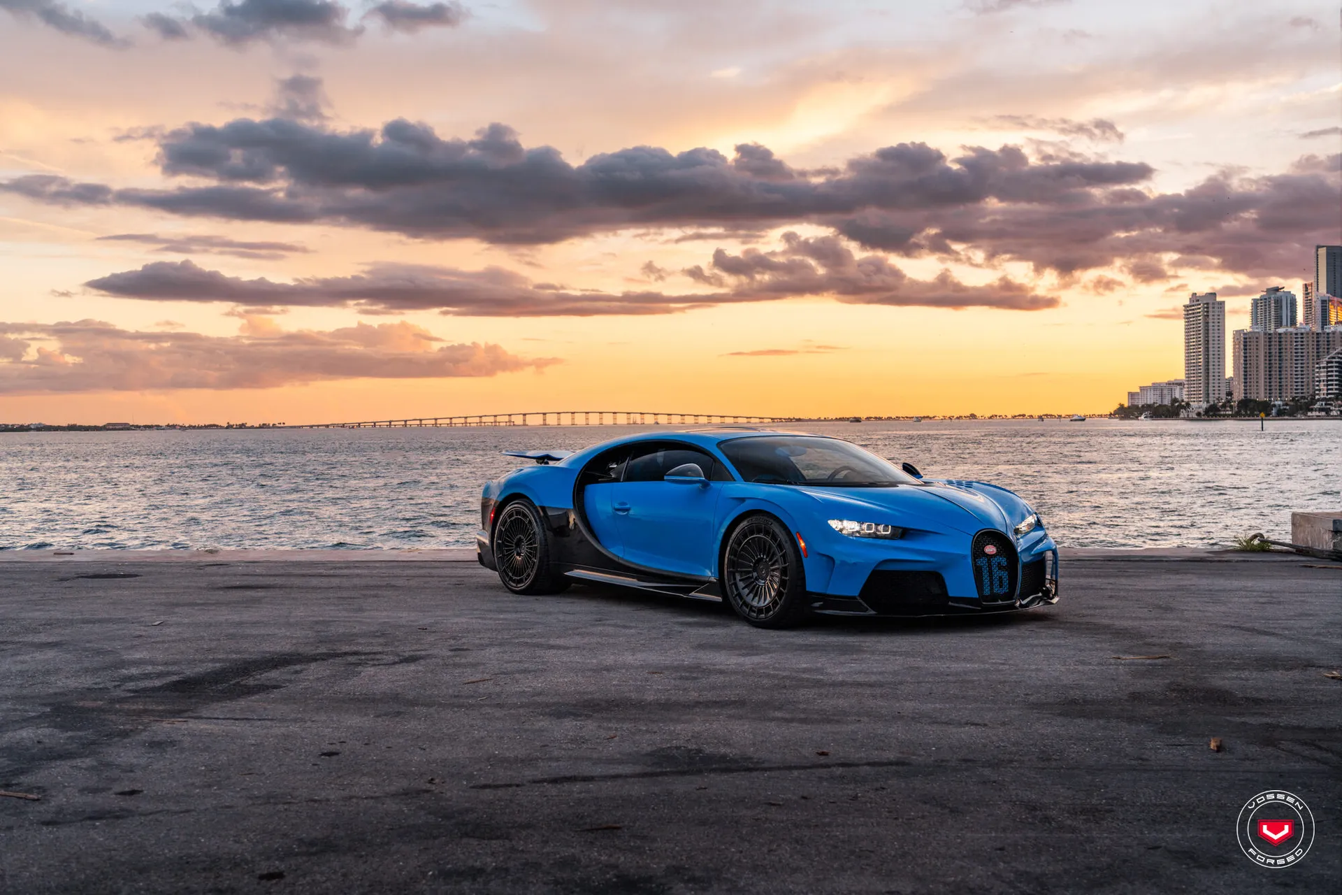 Bugatti Chiron, 1