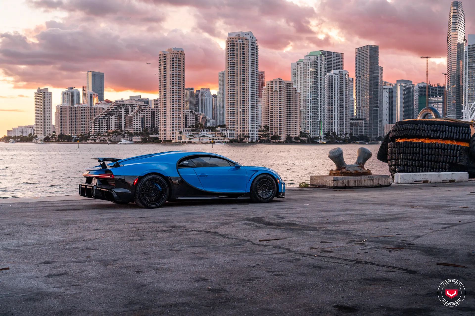 Bugatti Chiron, 2