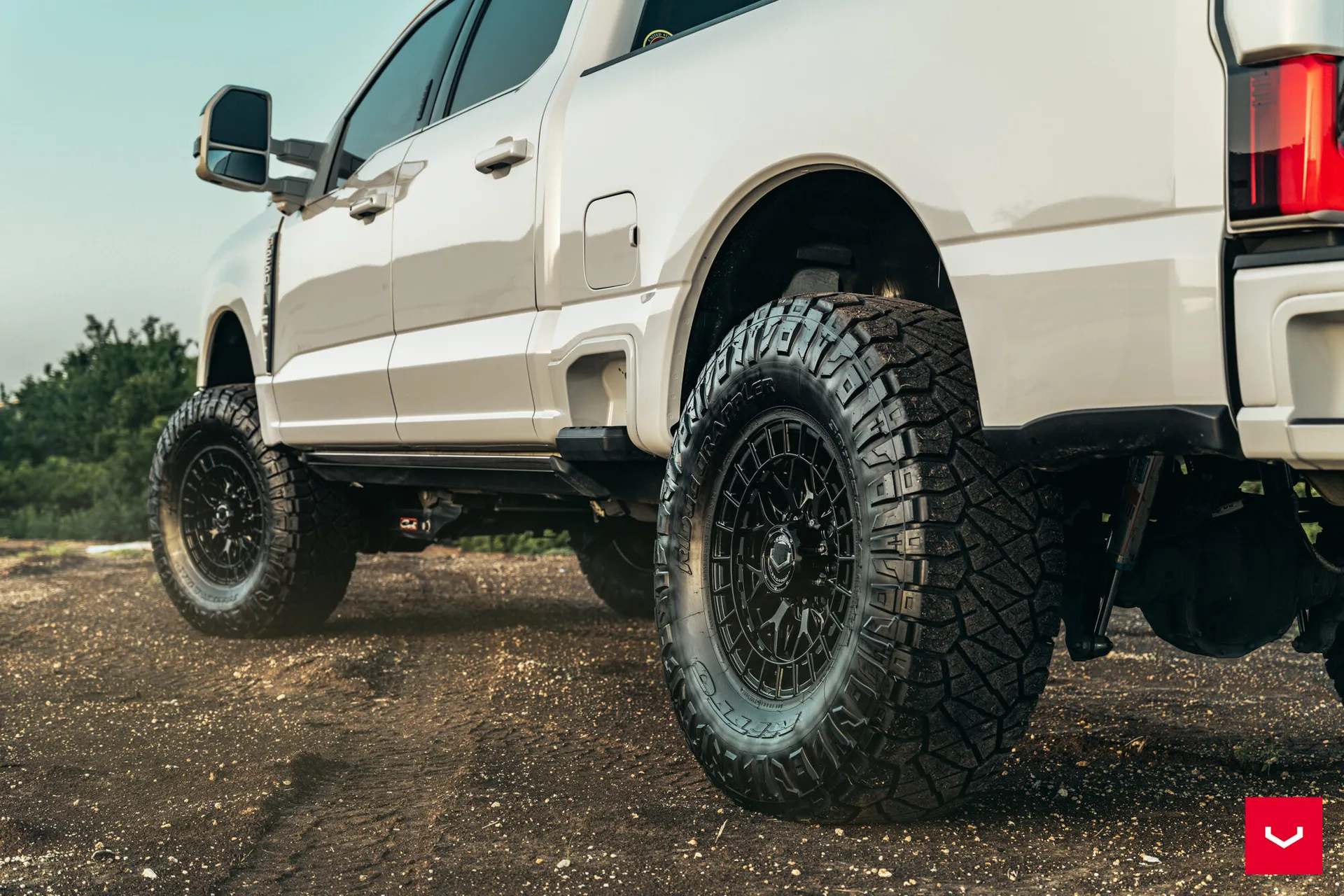 Ford F-250 / F-350, 12