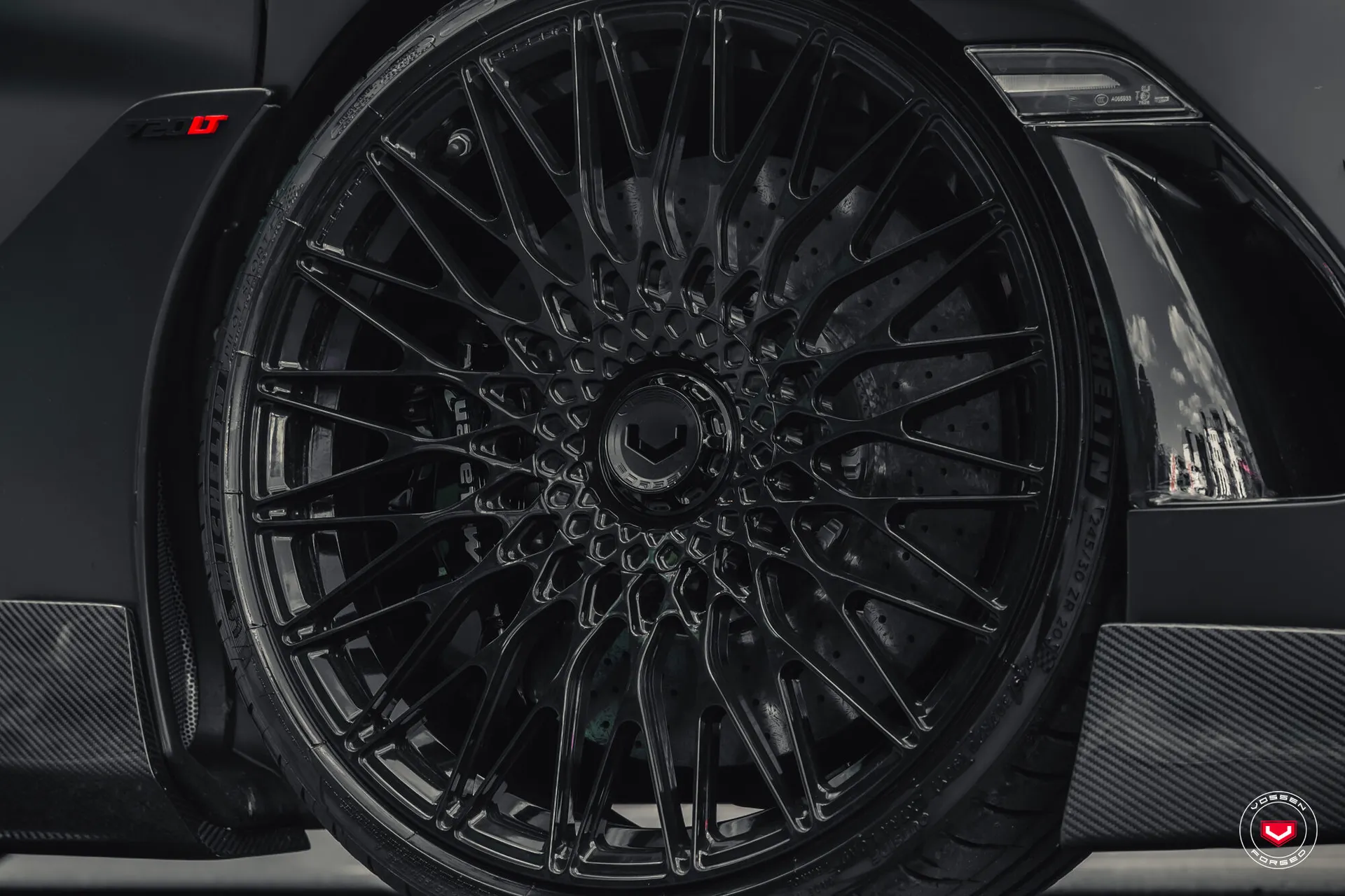 McLaren 720S, 19