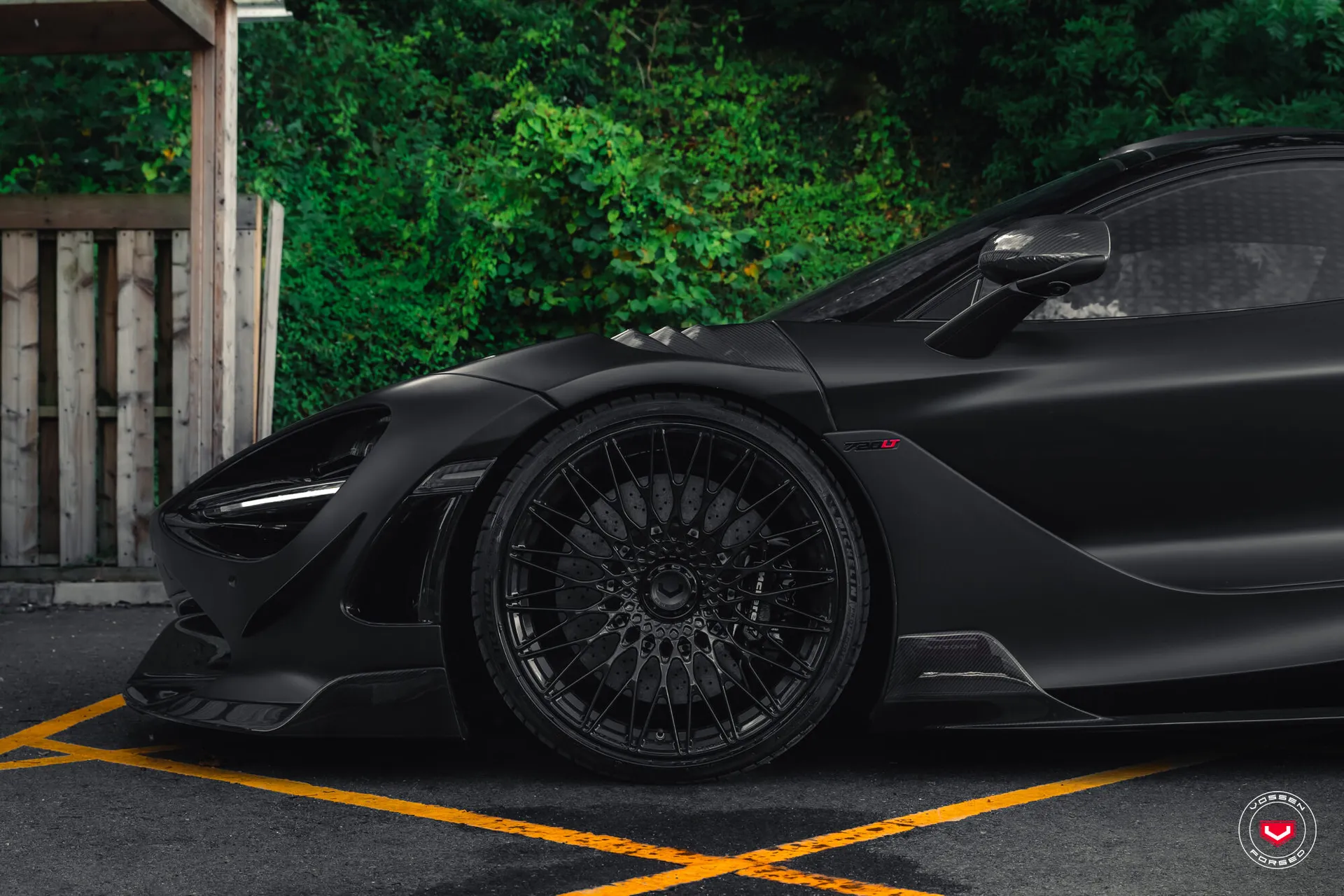 McLaren 720S, 12