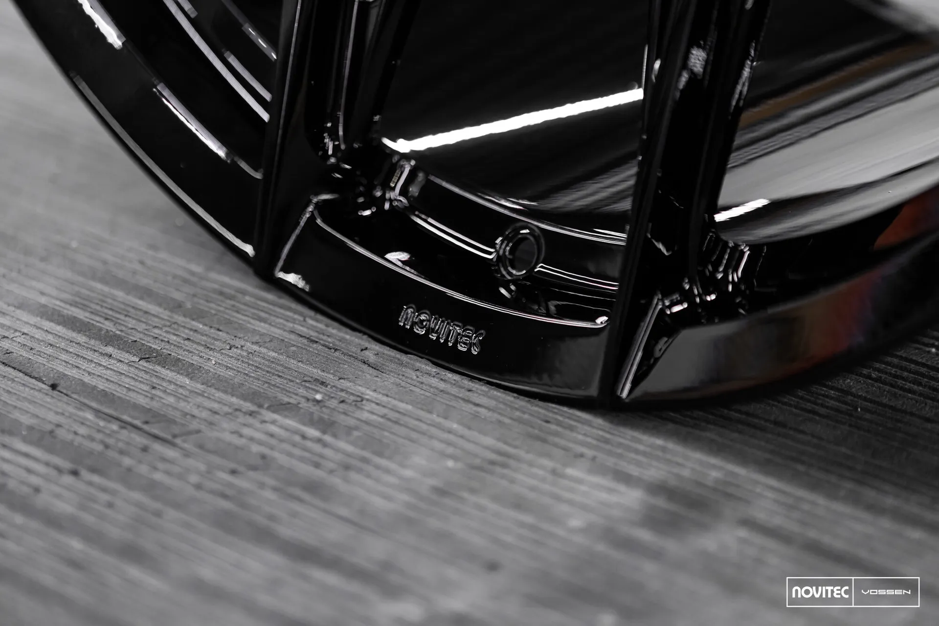 Gloss Black, 12