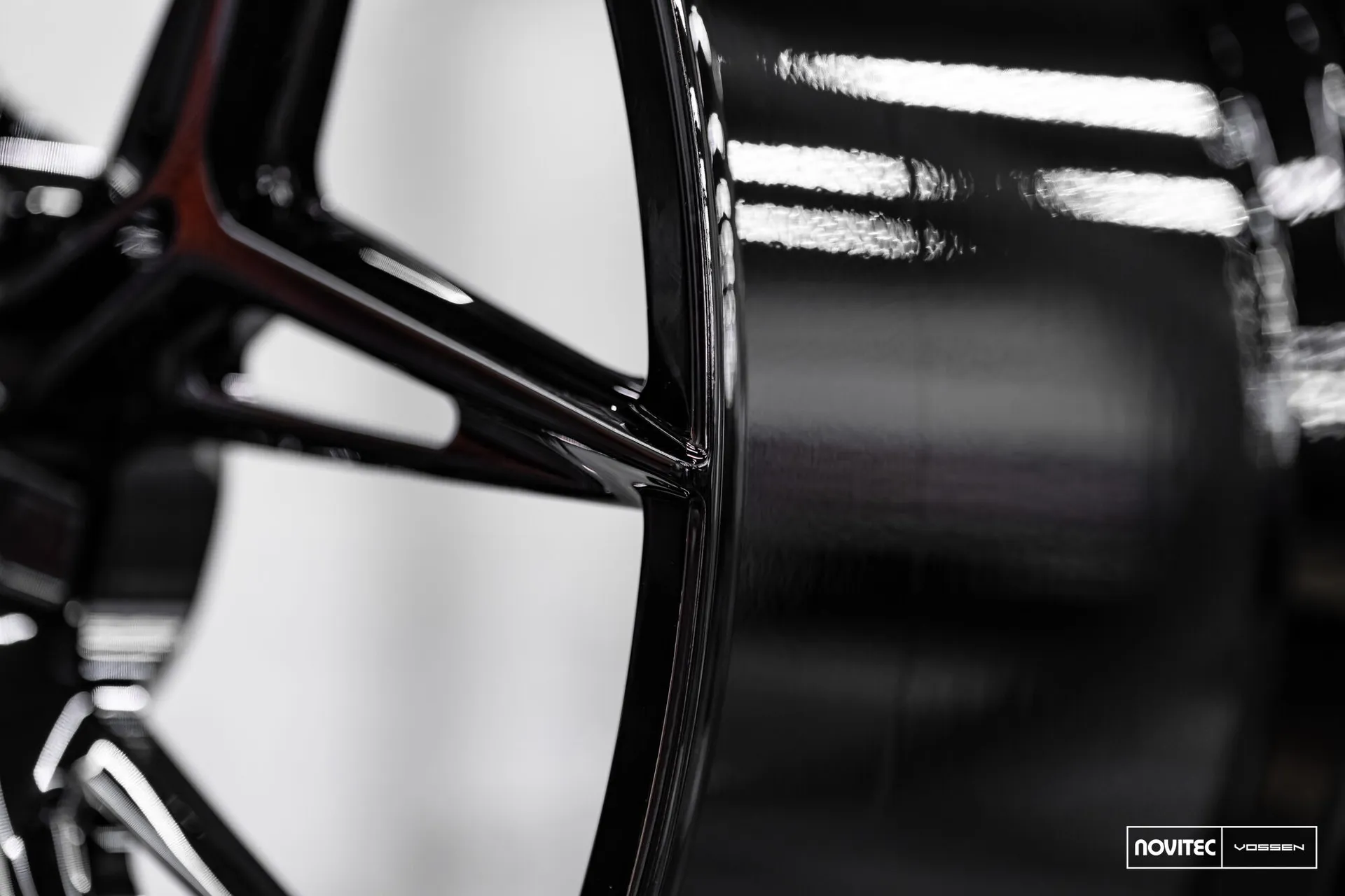 Gloss Black, 16