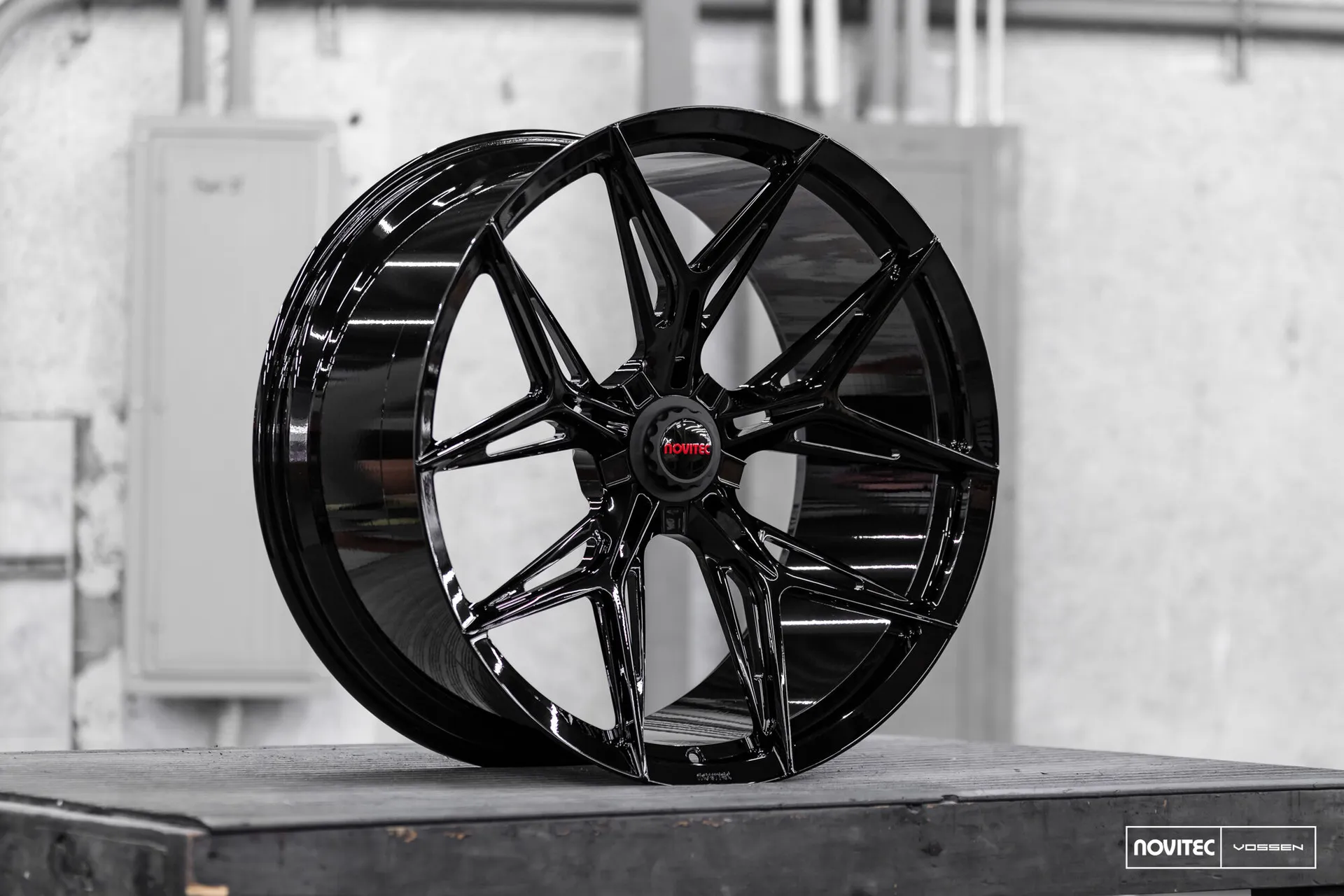 Gloss Black, 20