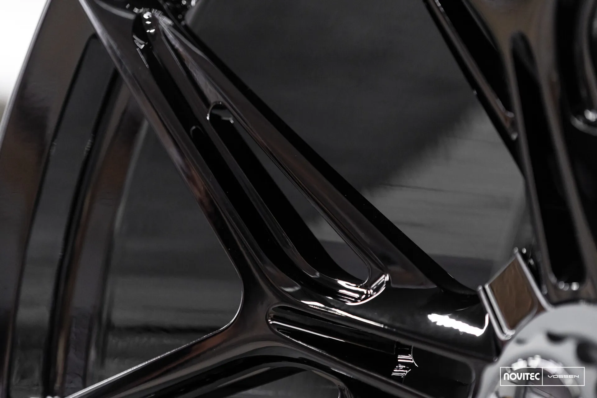 Gloss Black, 6