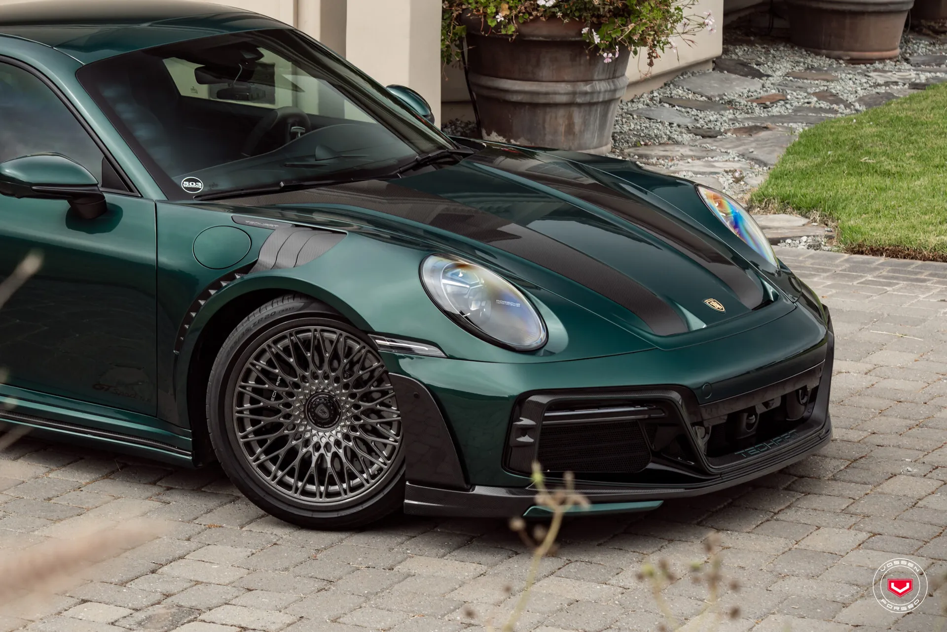Porsche 992, 10