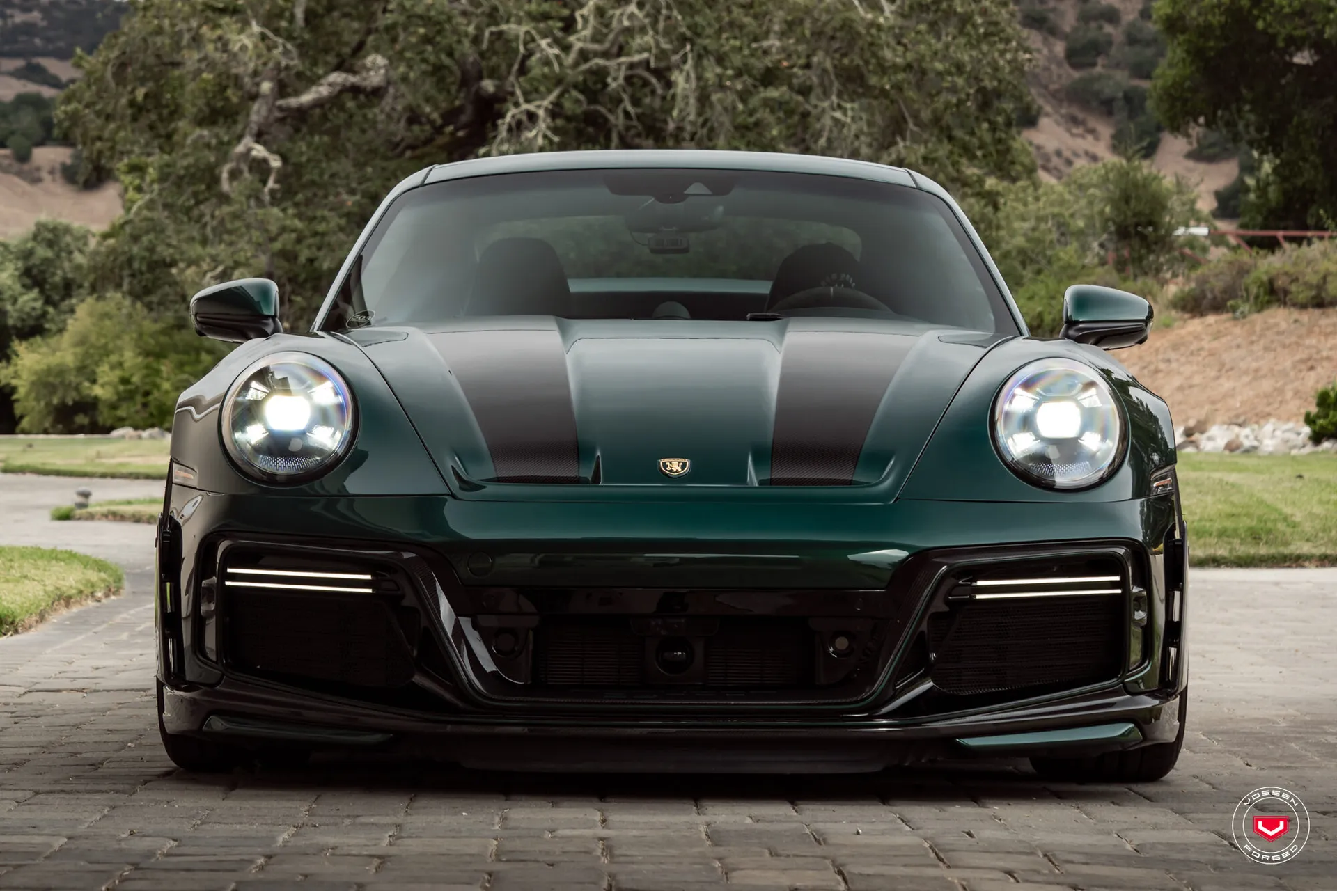 Porsche 992, 4