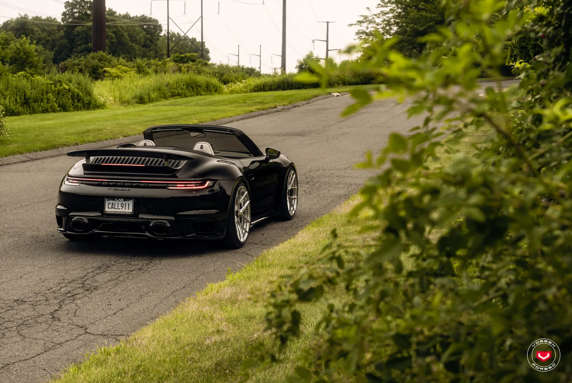 Porsche 992, 6