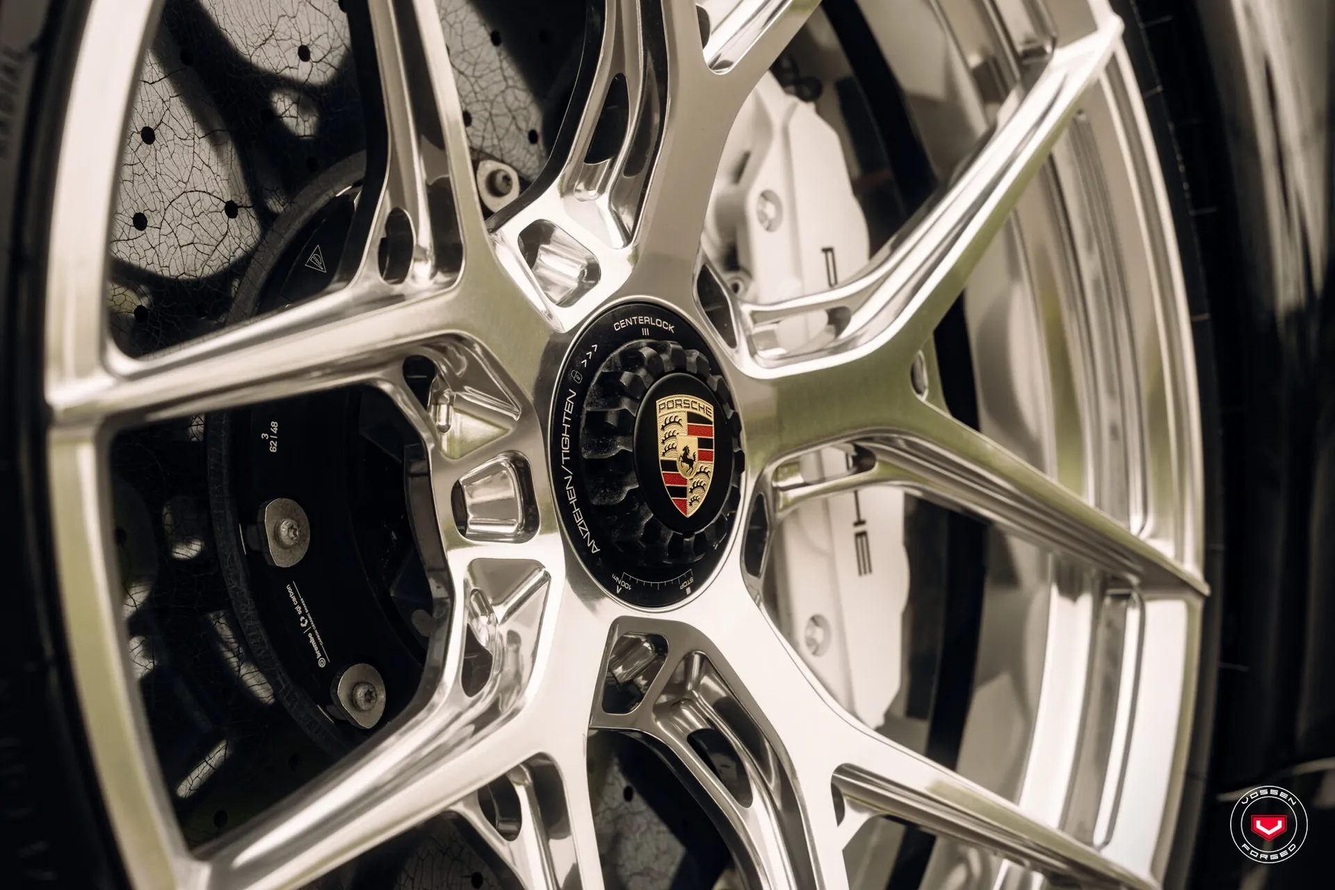 Porsche 992, 3