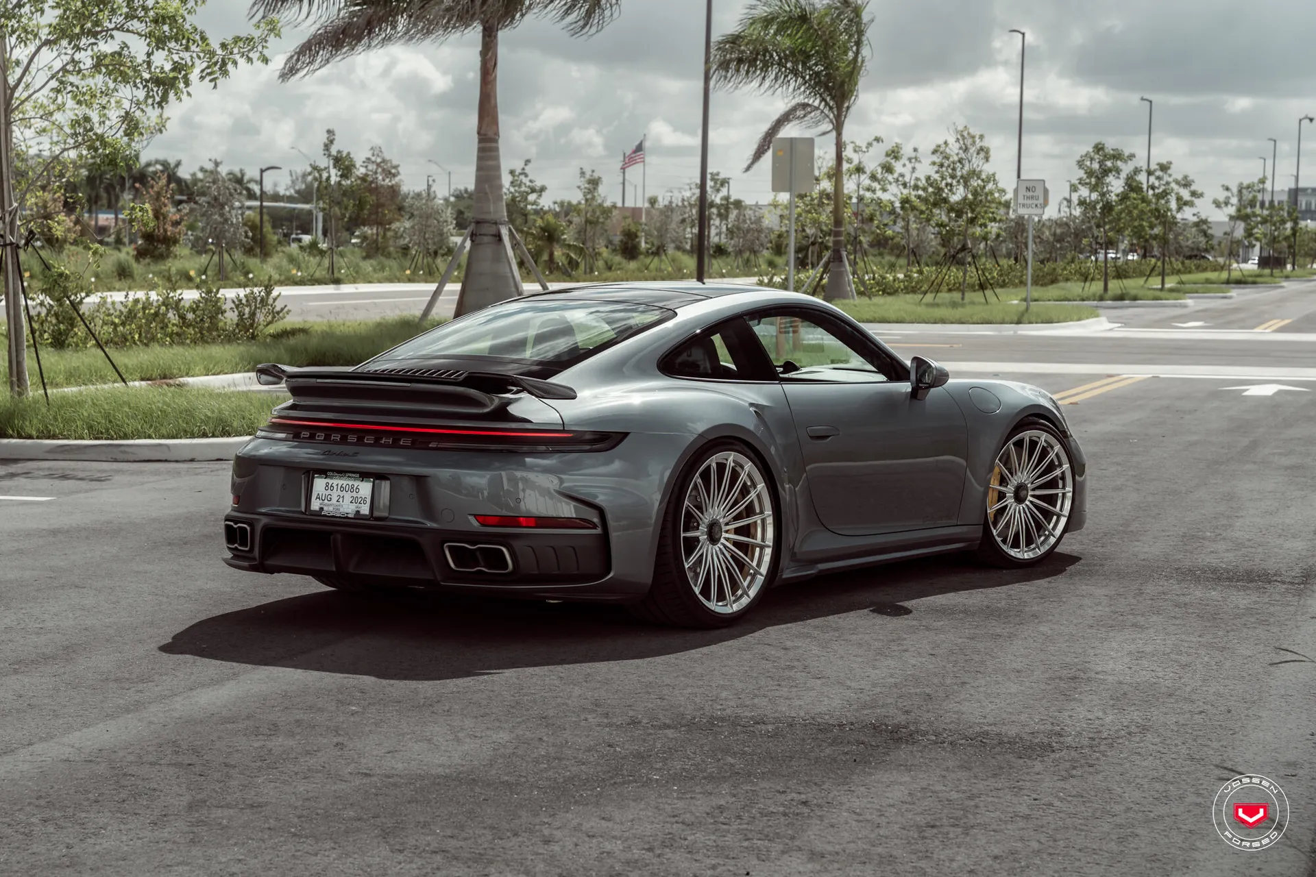 Porsche 992, 9