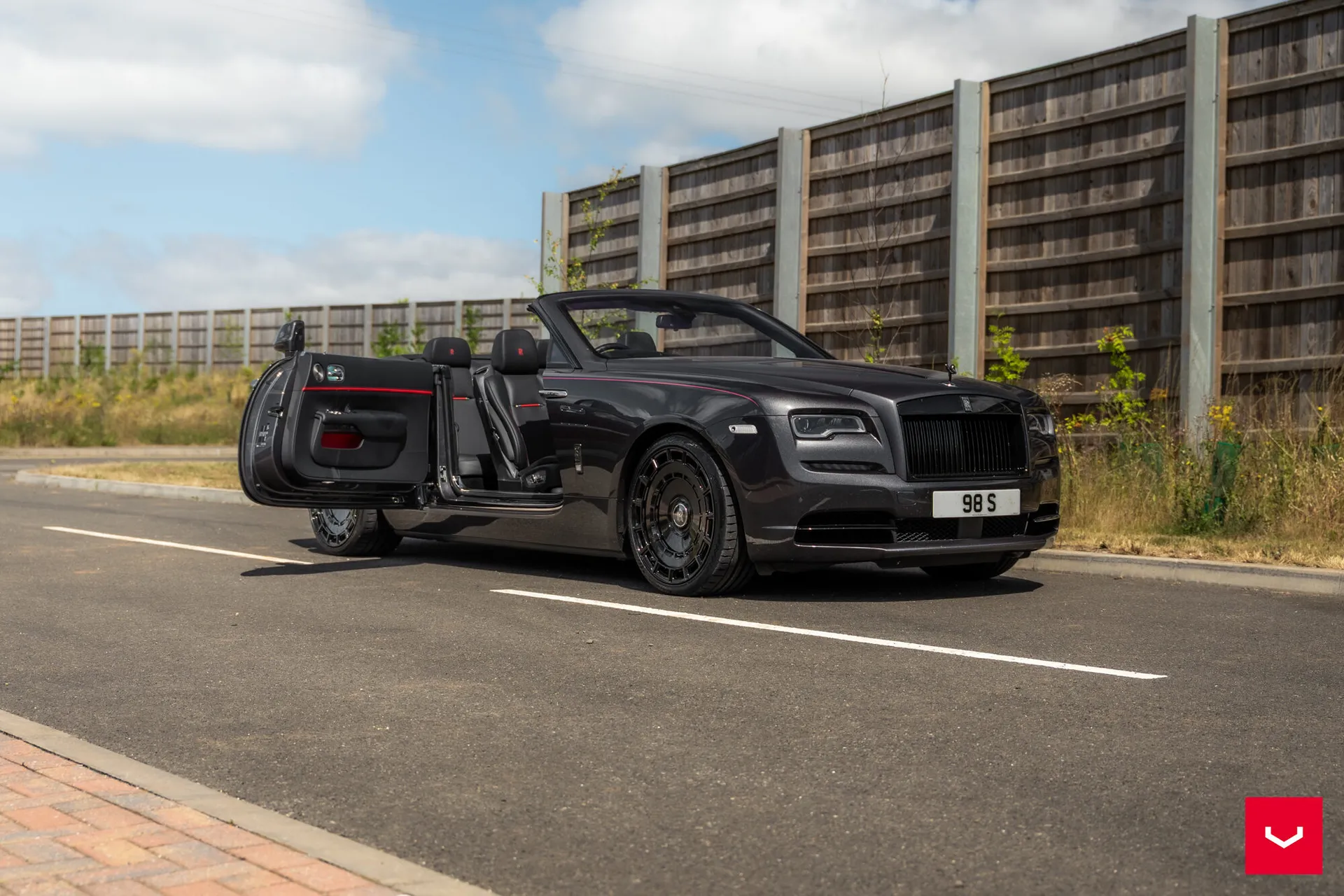 Rolls Royce Dawn, 19