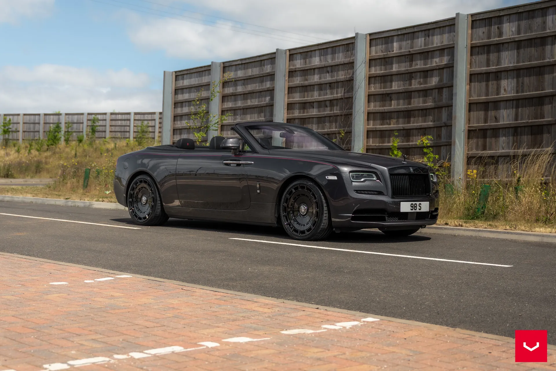 Rolls Royce Dawn, 16