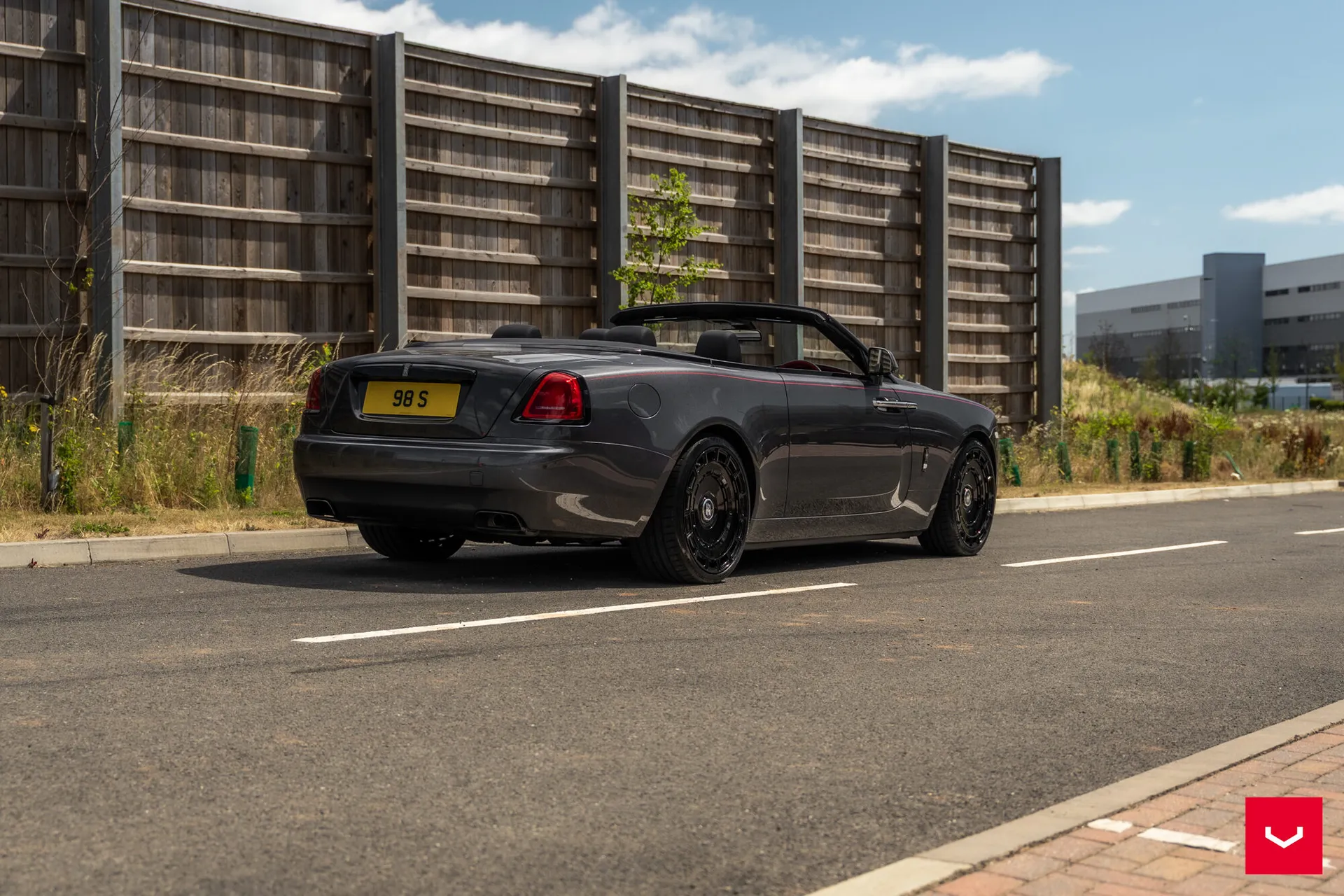 Rolls Royce Dawn, 13