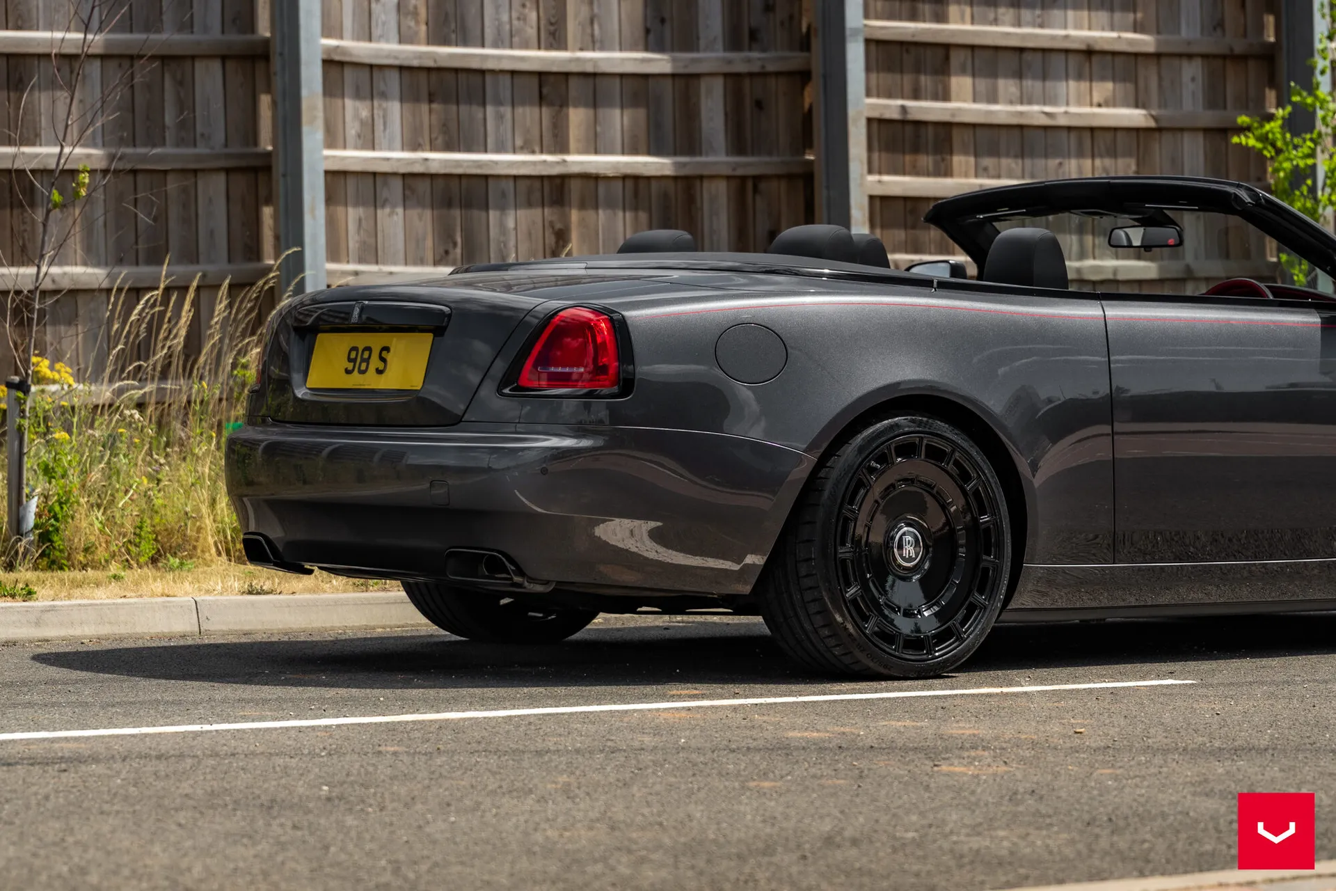 Rolls Royce Dawn, 5