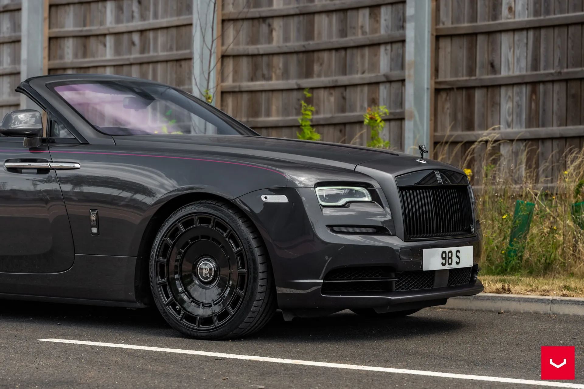 Rolls Royce Dawn, 11