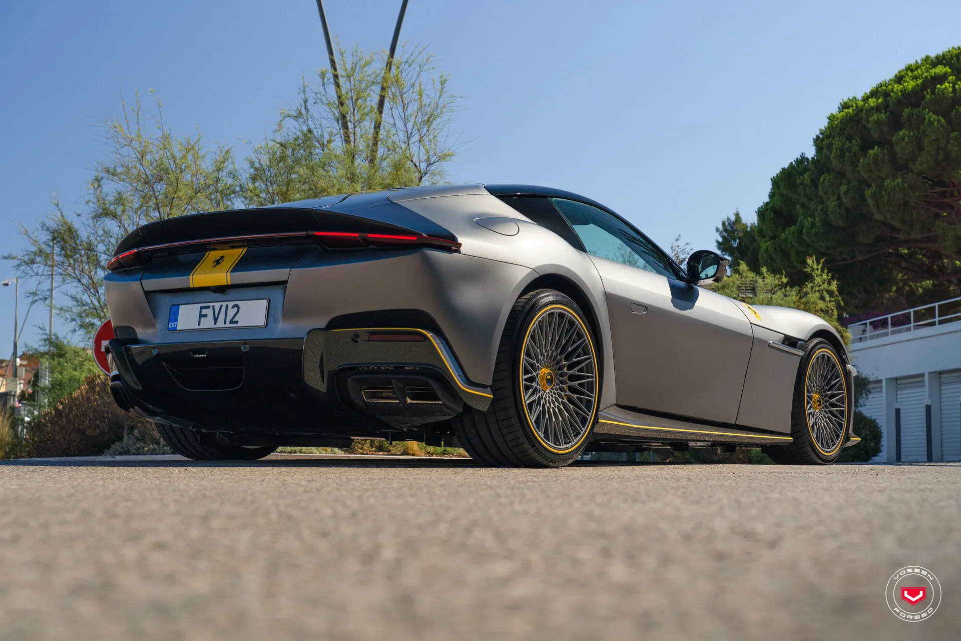 Ferrari 12Cilindri, 21