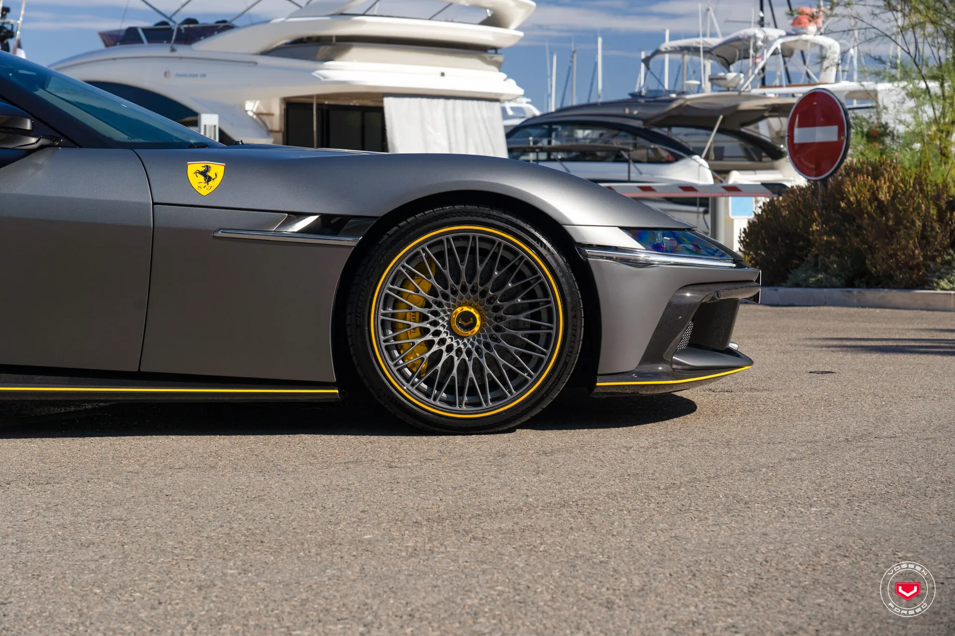 Ferrari 12Cilindri, 8