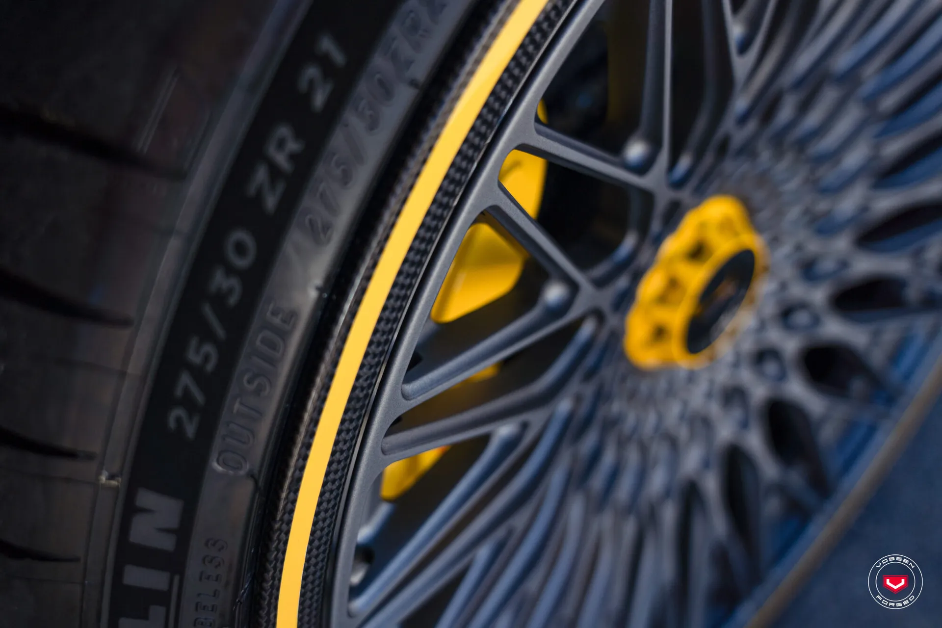 Ferrari 12Cilindri, 11
