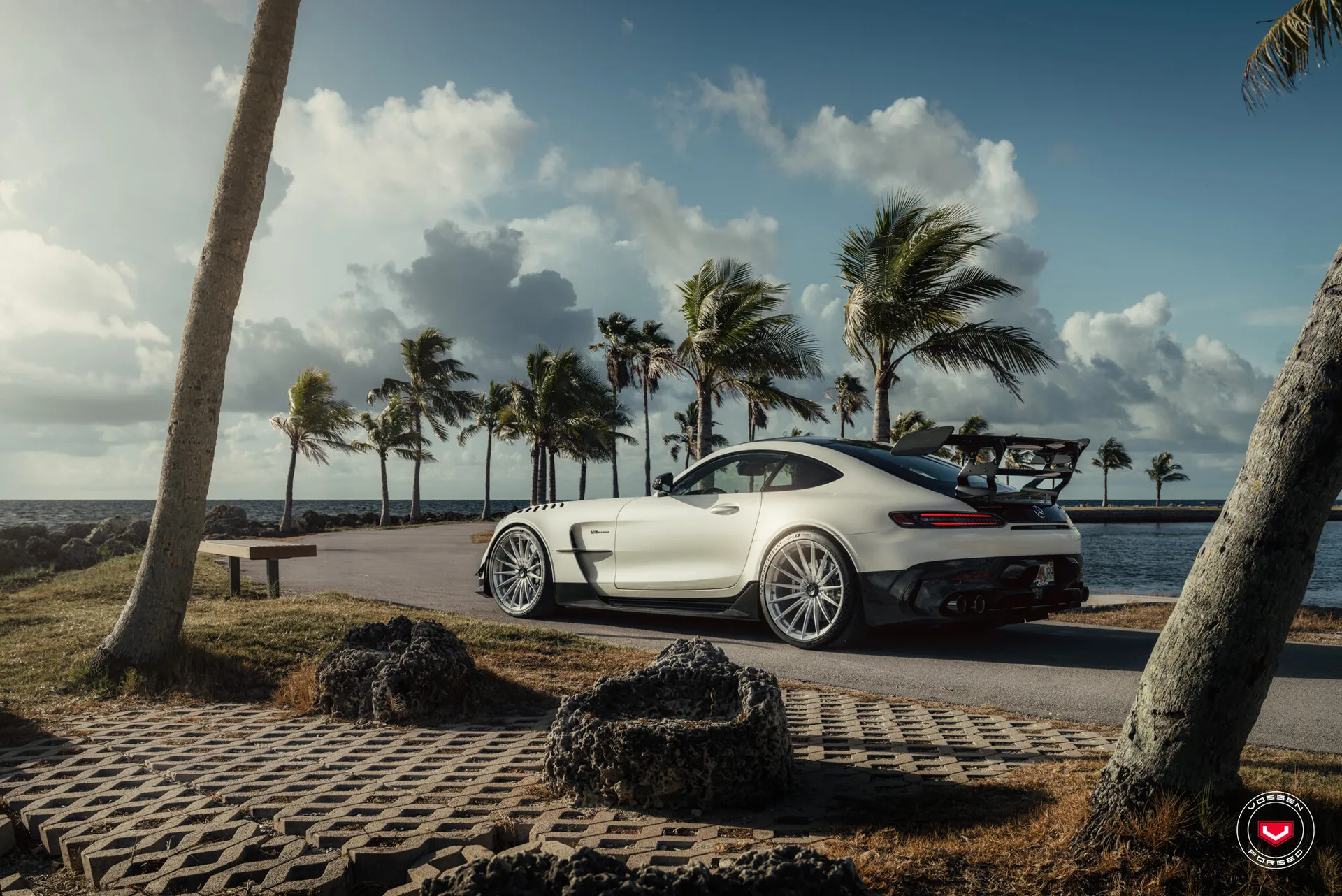 Mercedes Benz AMG GT Coupe, 8