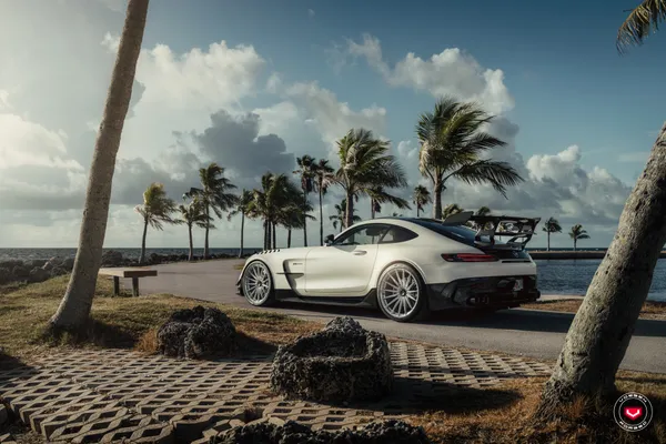 Mercedes Benz AMG GT Coupe
