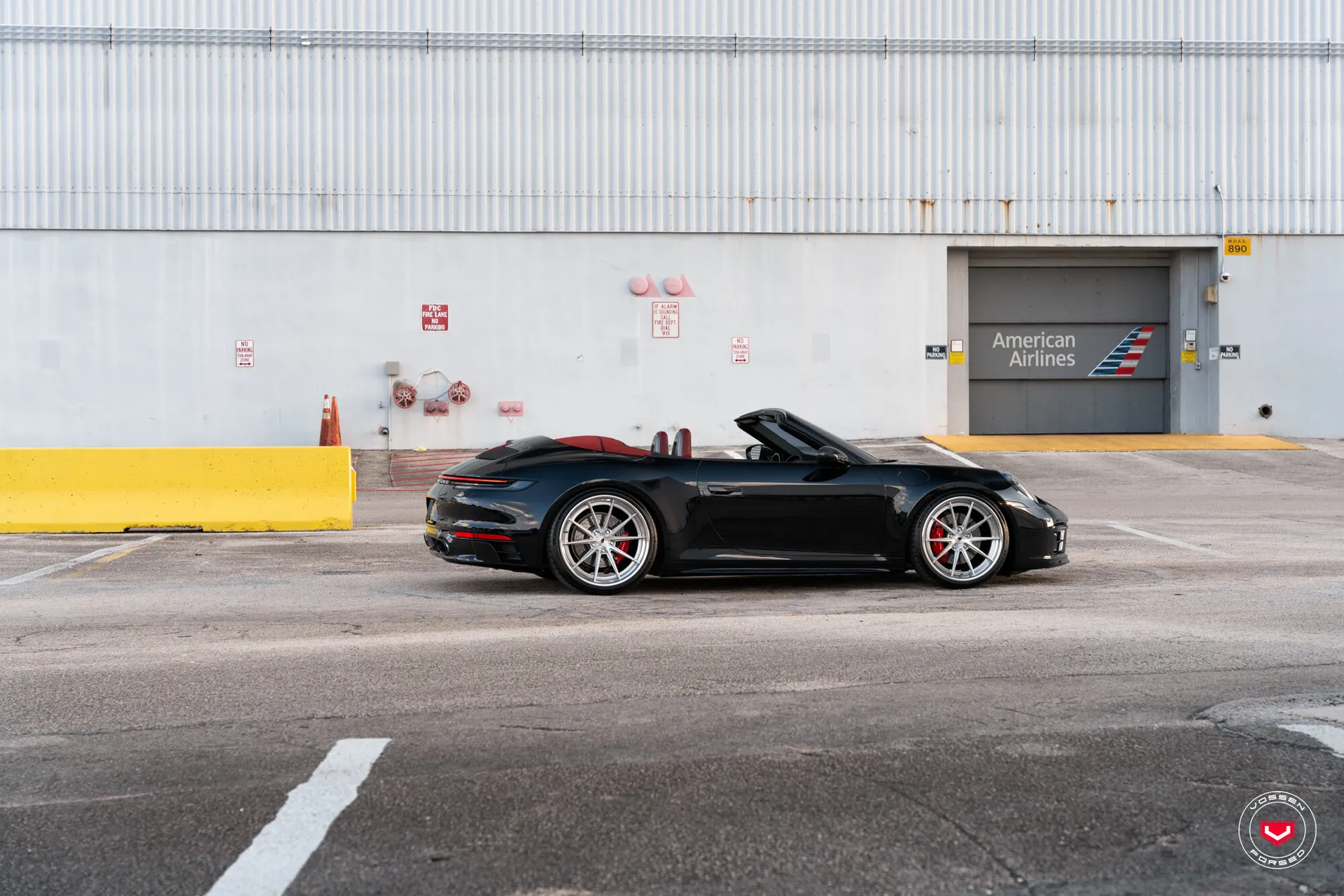 Porsche 992, 6
