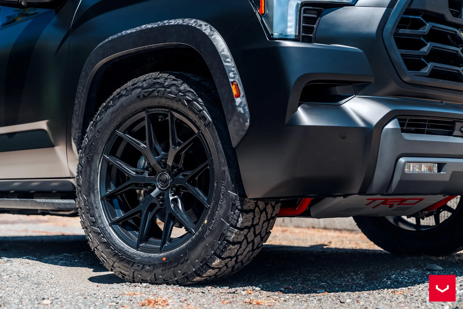 Toyota Sequoia, 9