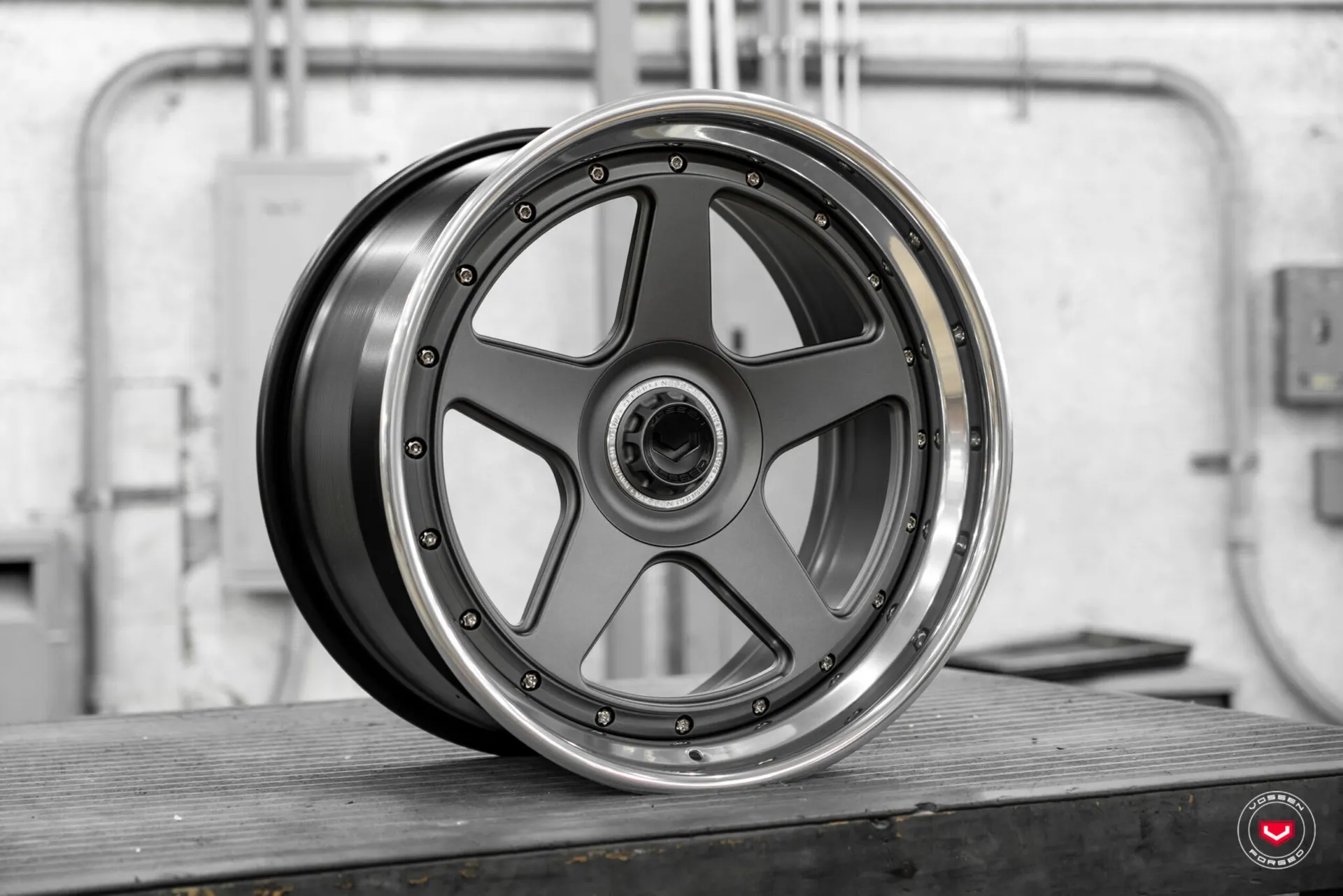 Matte Gunmetal | Gloss Clear, 4