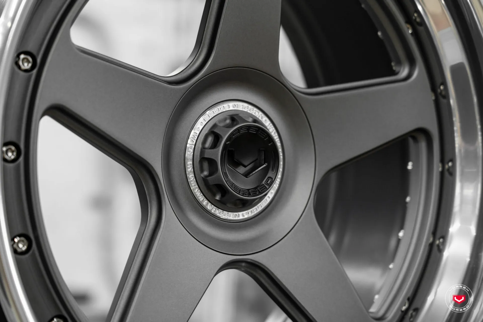 Matte Gunmetal | Gloss Clear, 7