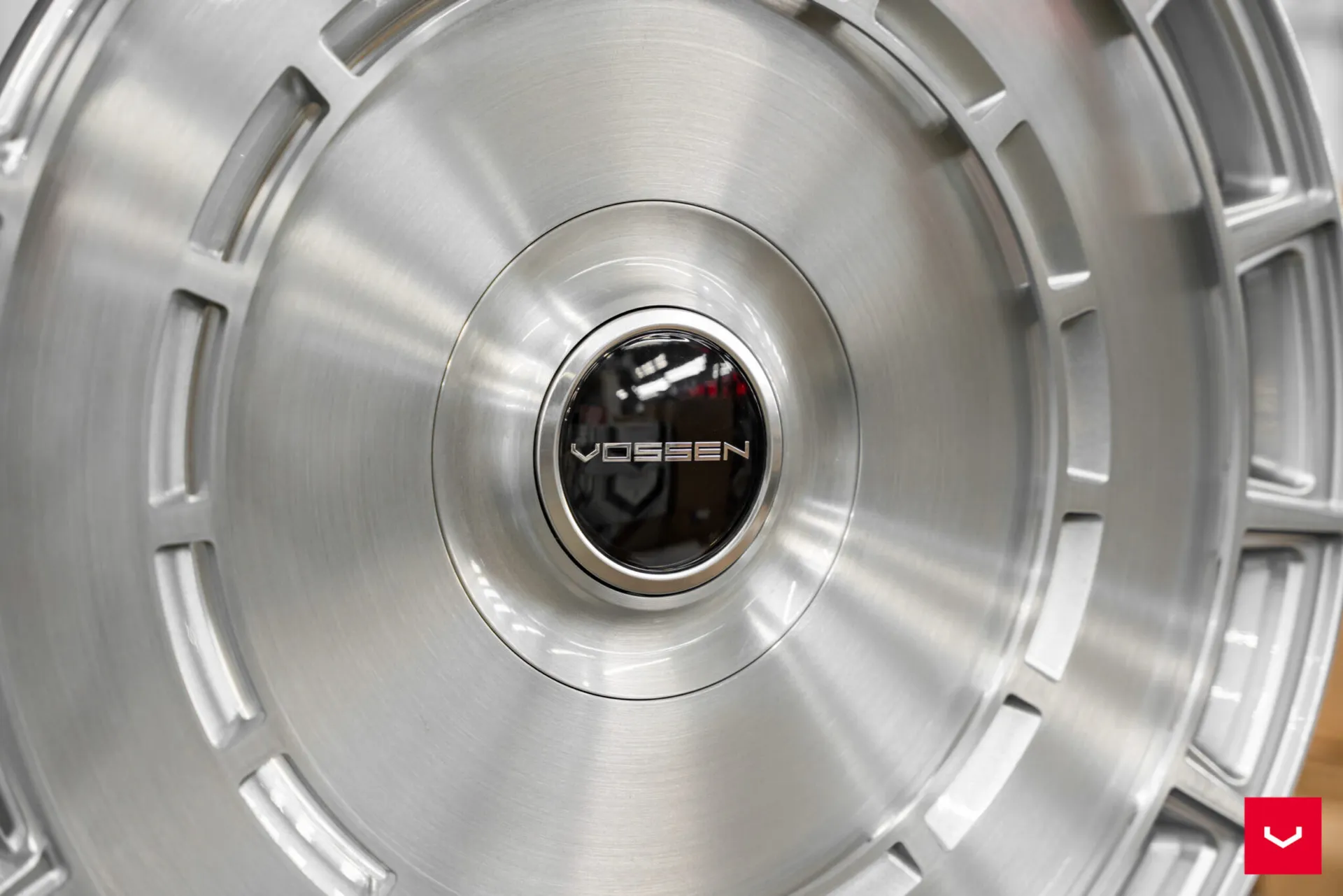 Silver Brushed, 12